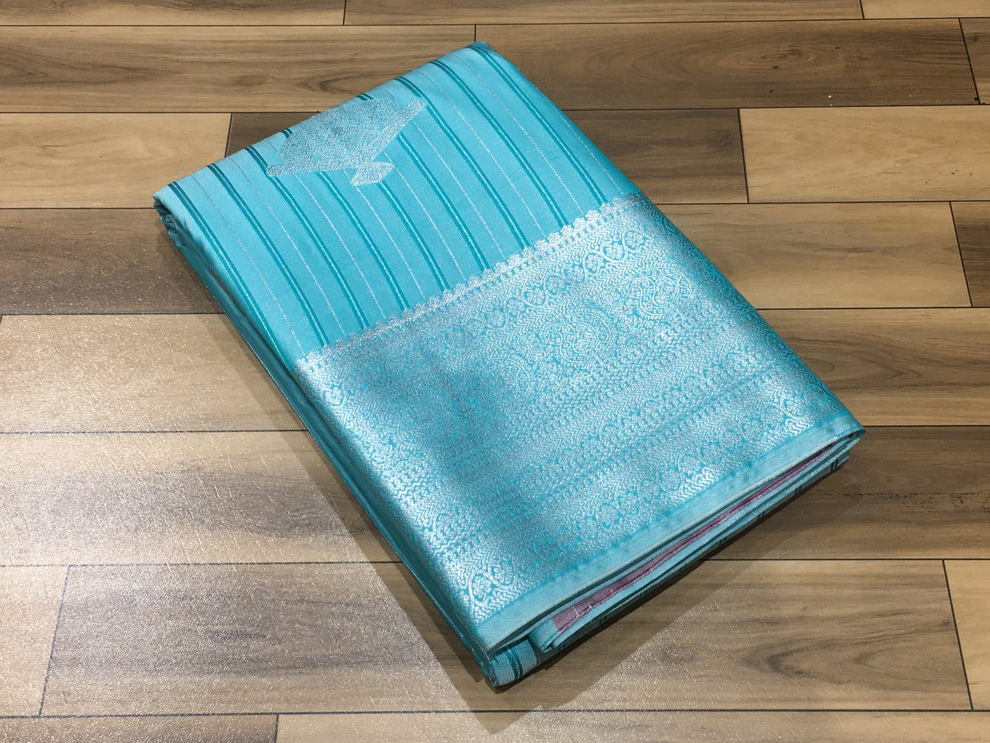 Semi Kanchipuram silk