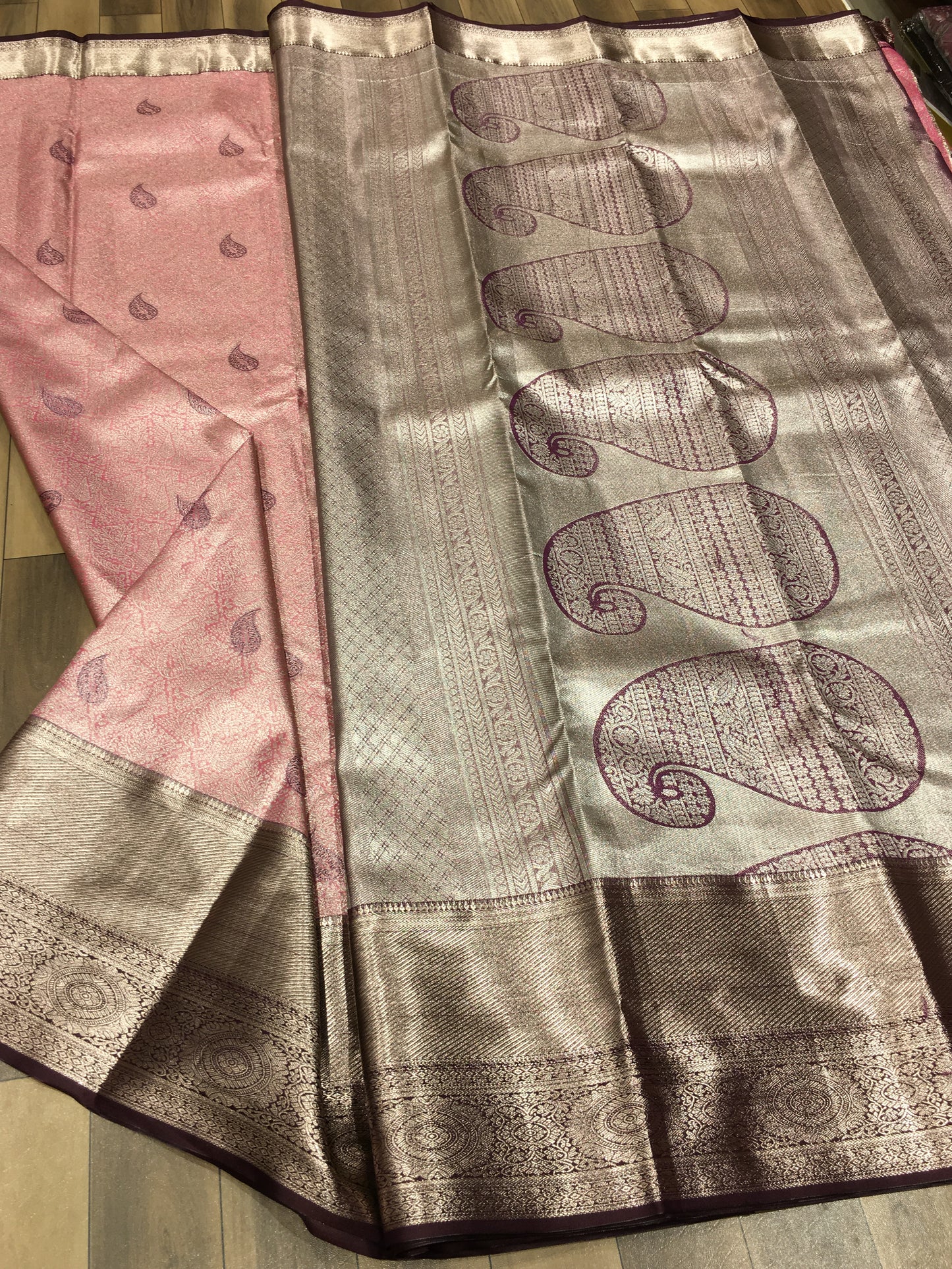 Semi Kanchipuram tissue