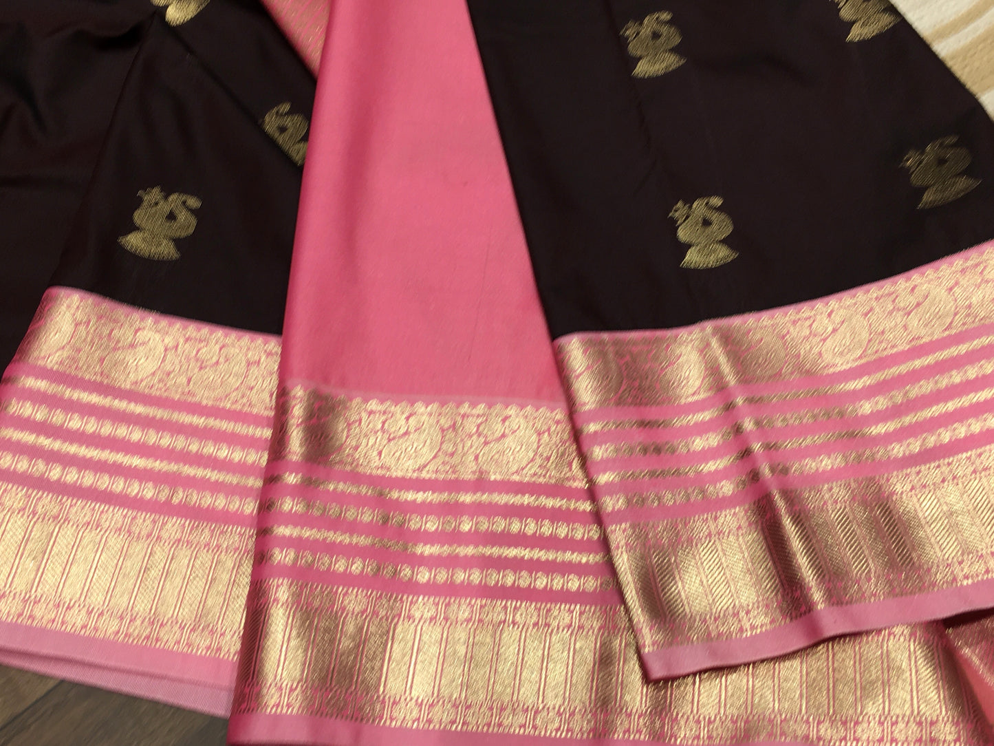 Semi Kanchipuram silk