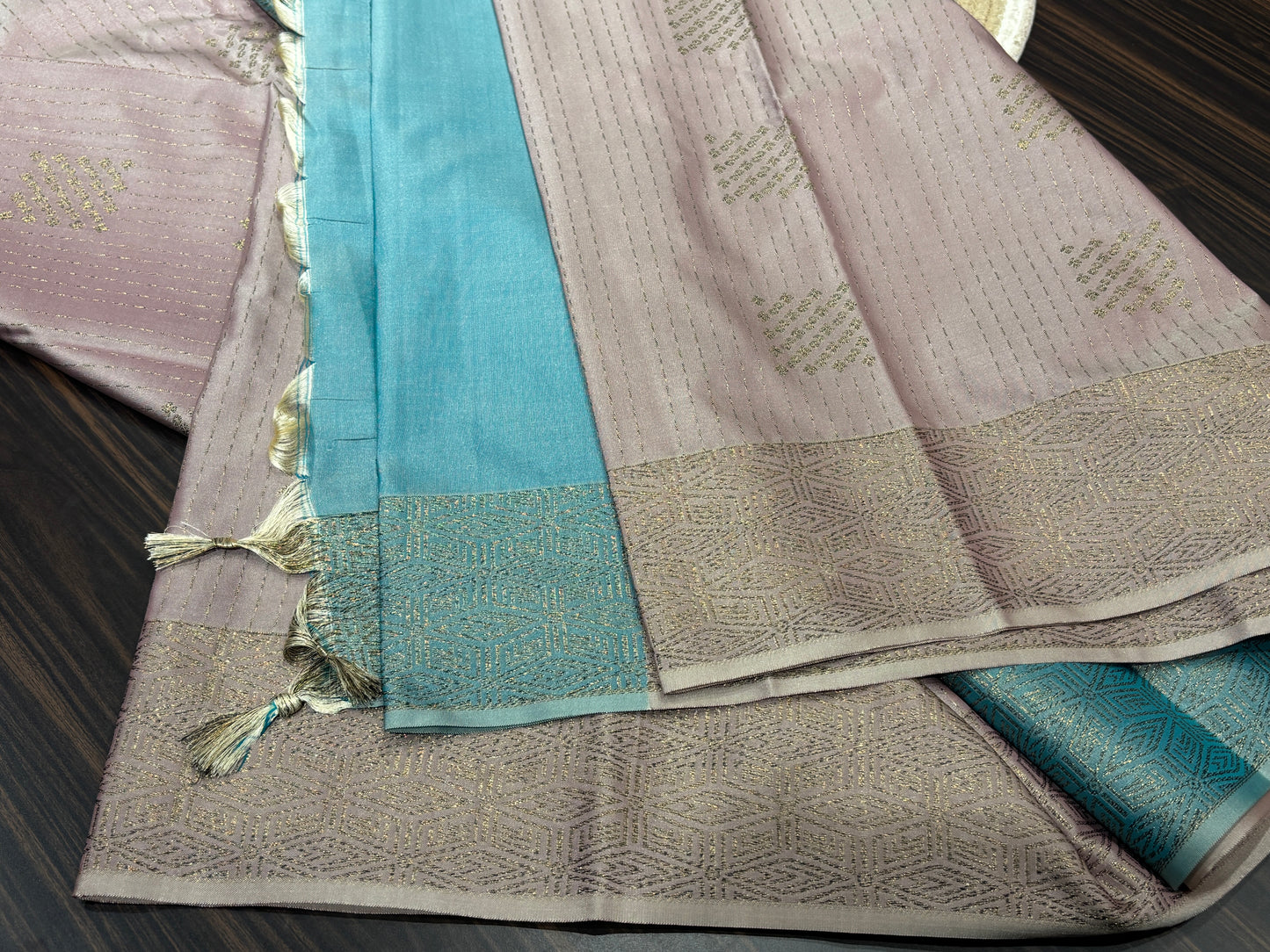 Semi Kanchipuram silk