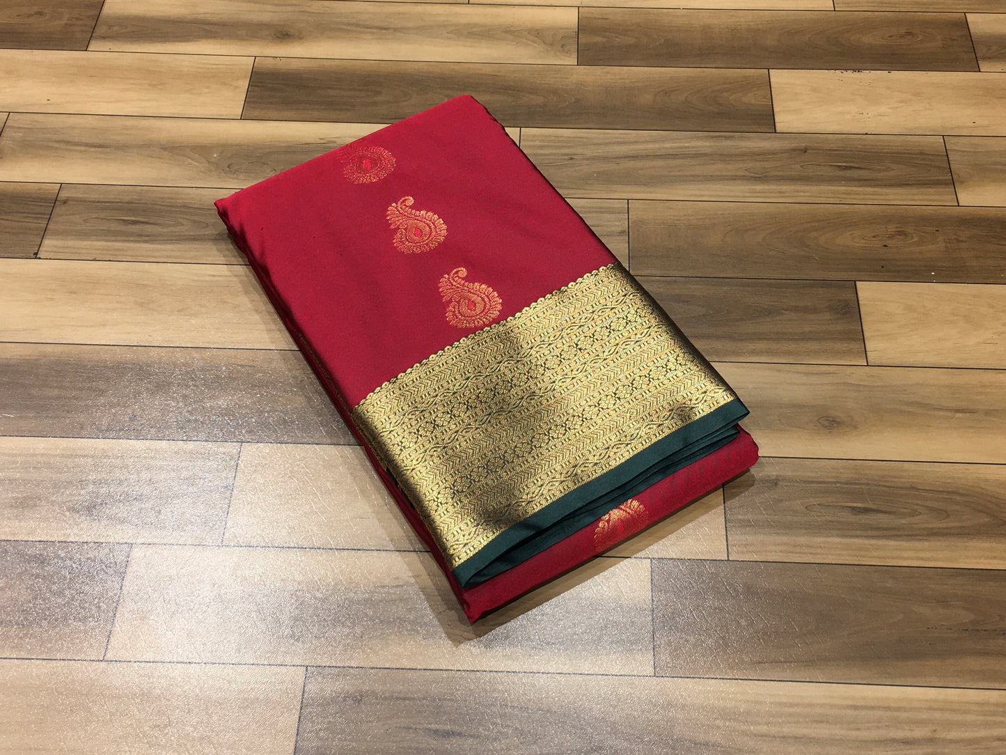 Semi Kanchipuram silk