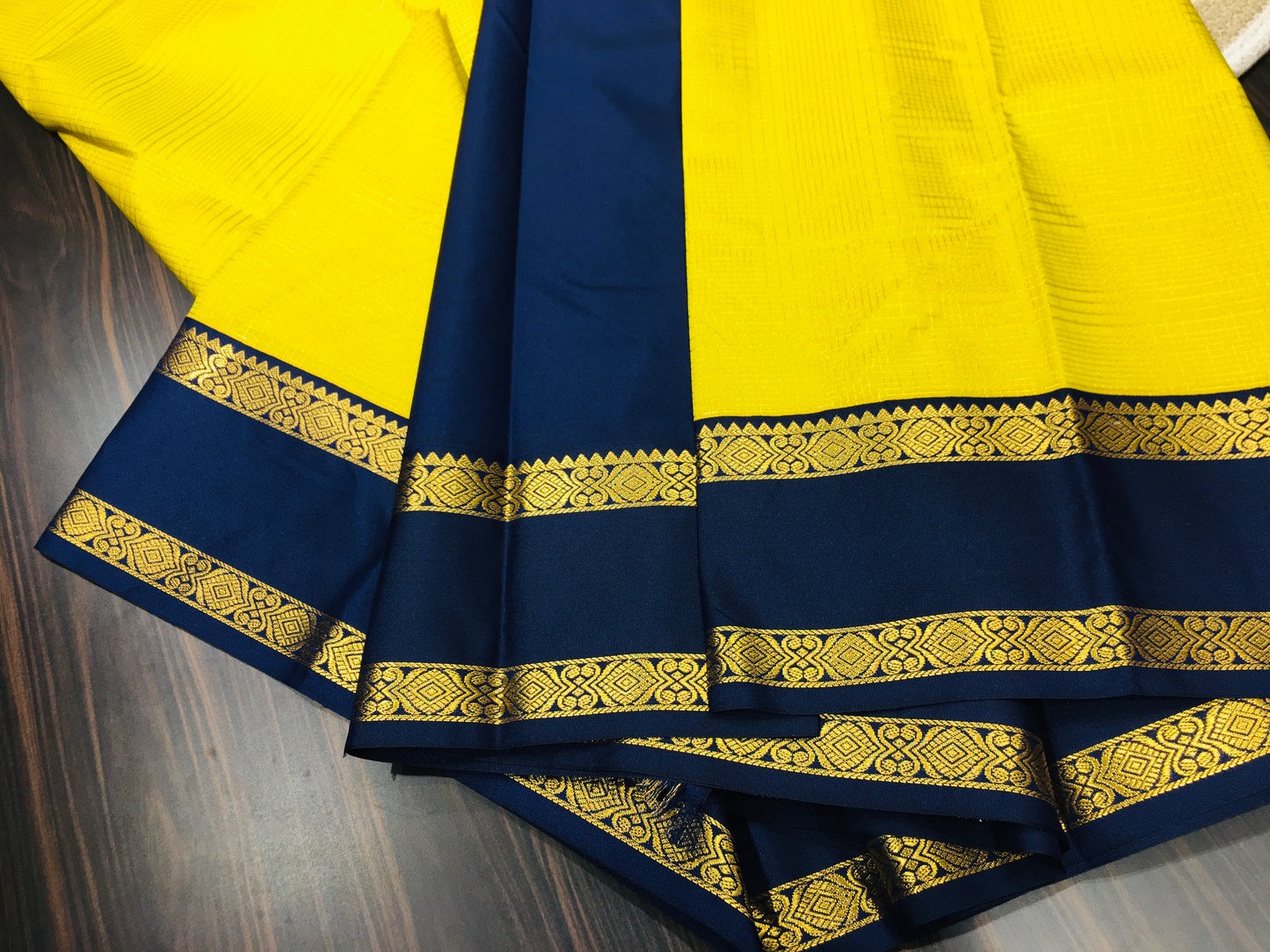 Semi Kanchipuram silk