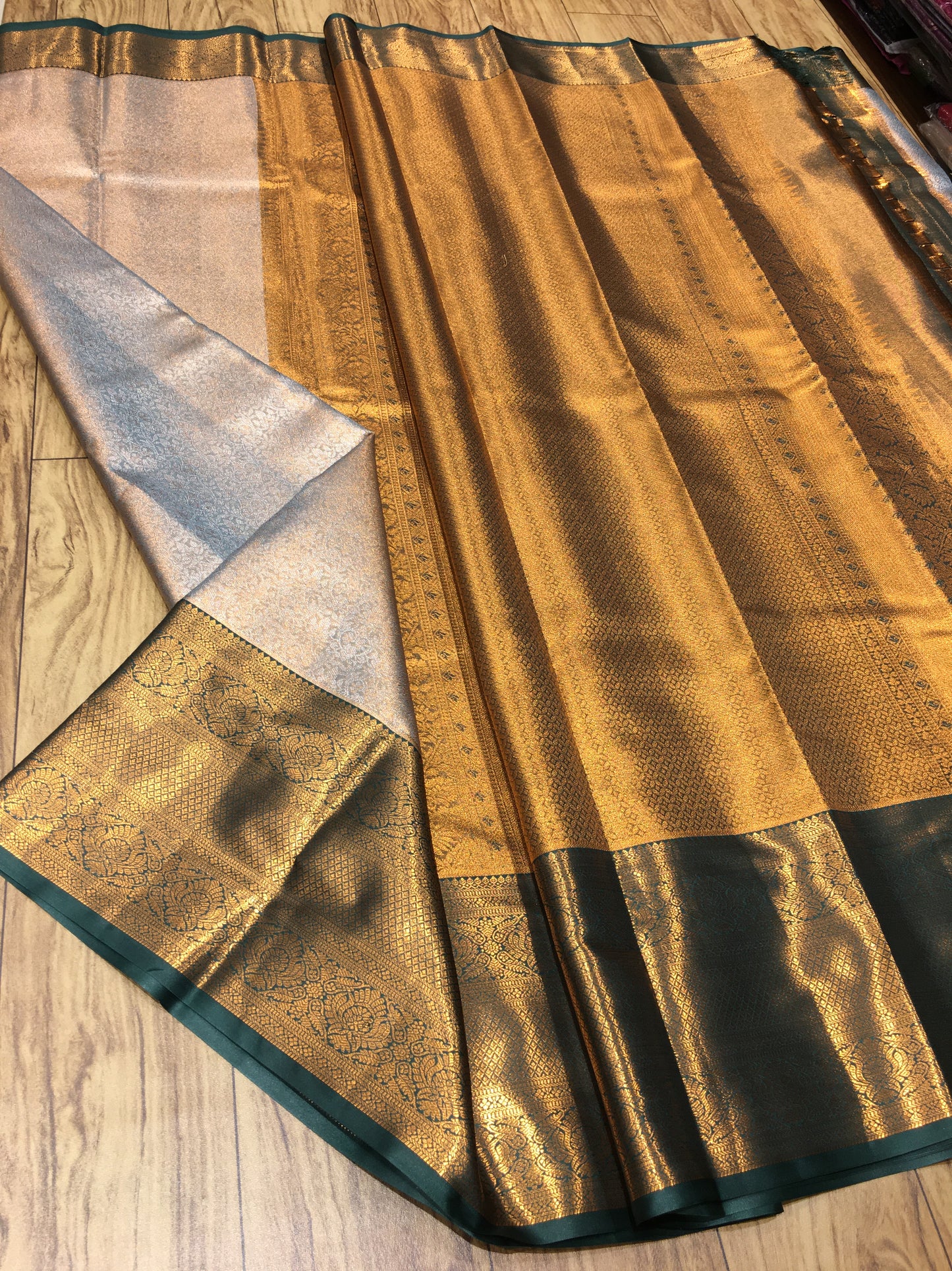 Semi kanchipuram tissue