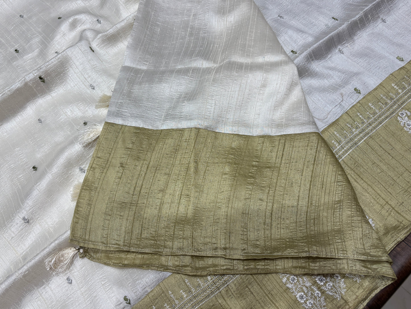 Soft tussar