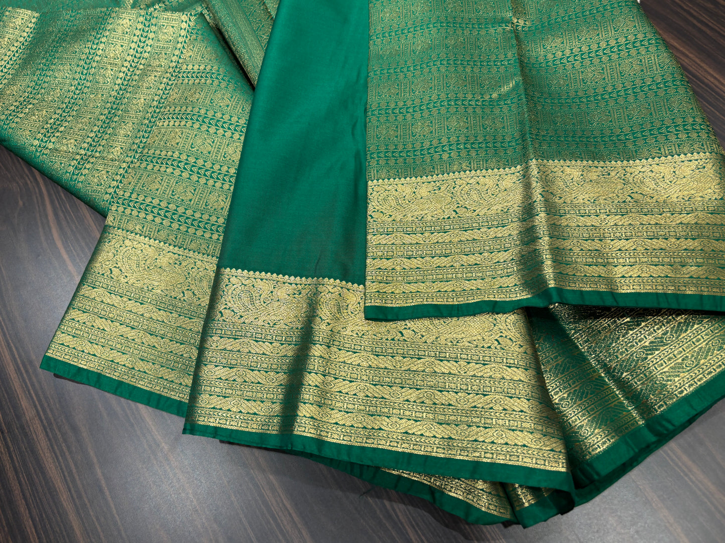 Semi Kanchipuram silk