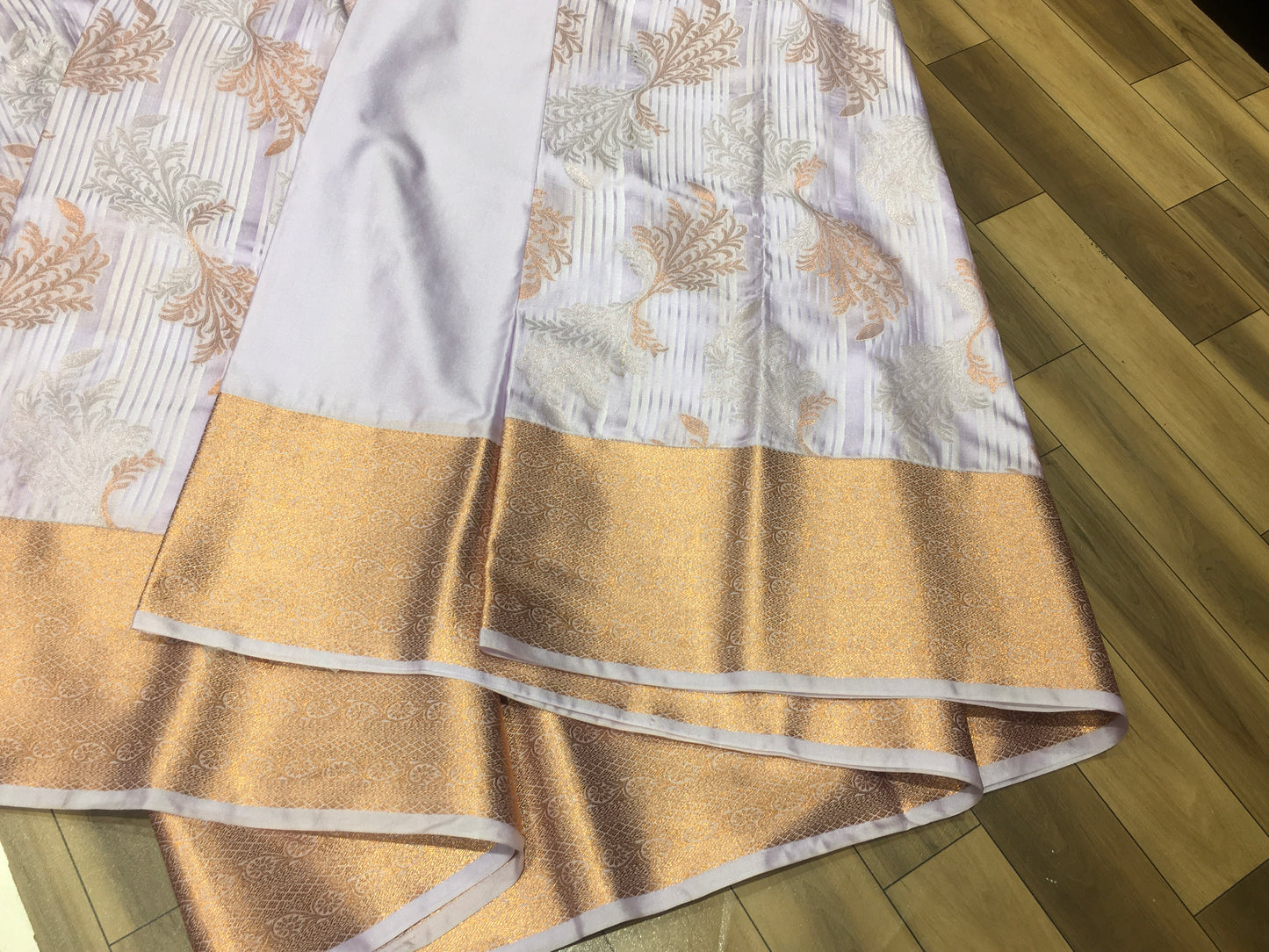 Semi Kanchipuram silk