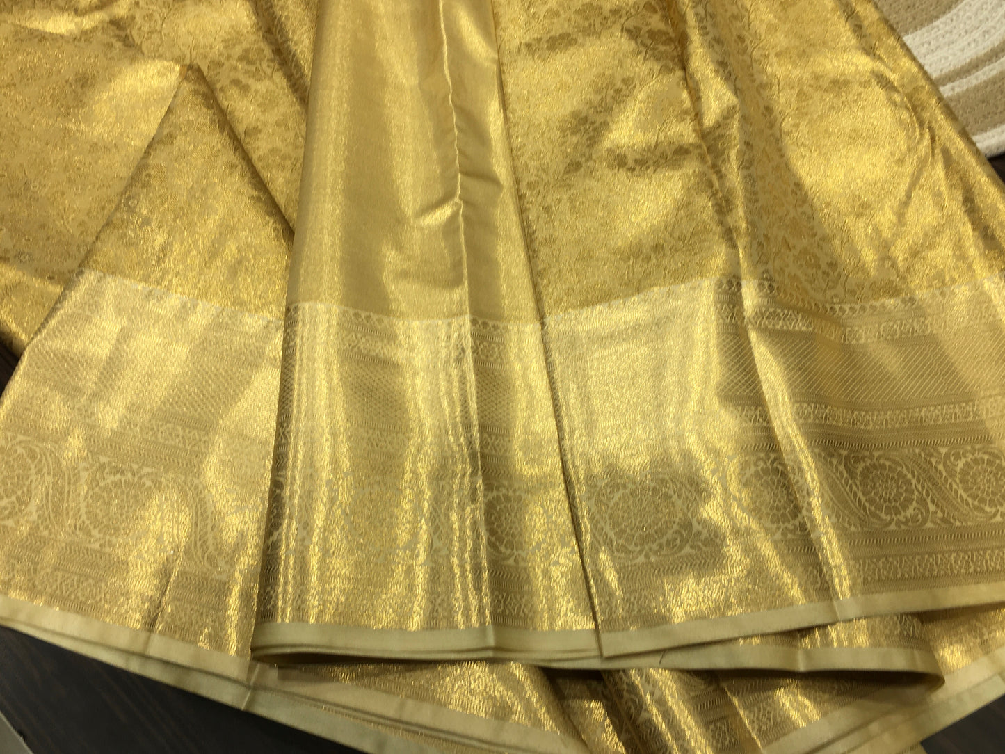Semi Kanchipuram tissue