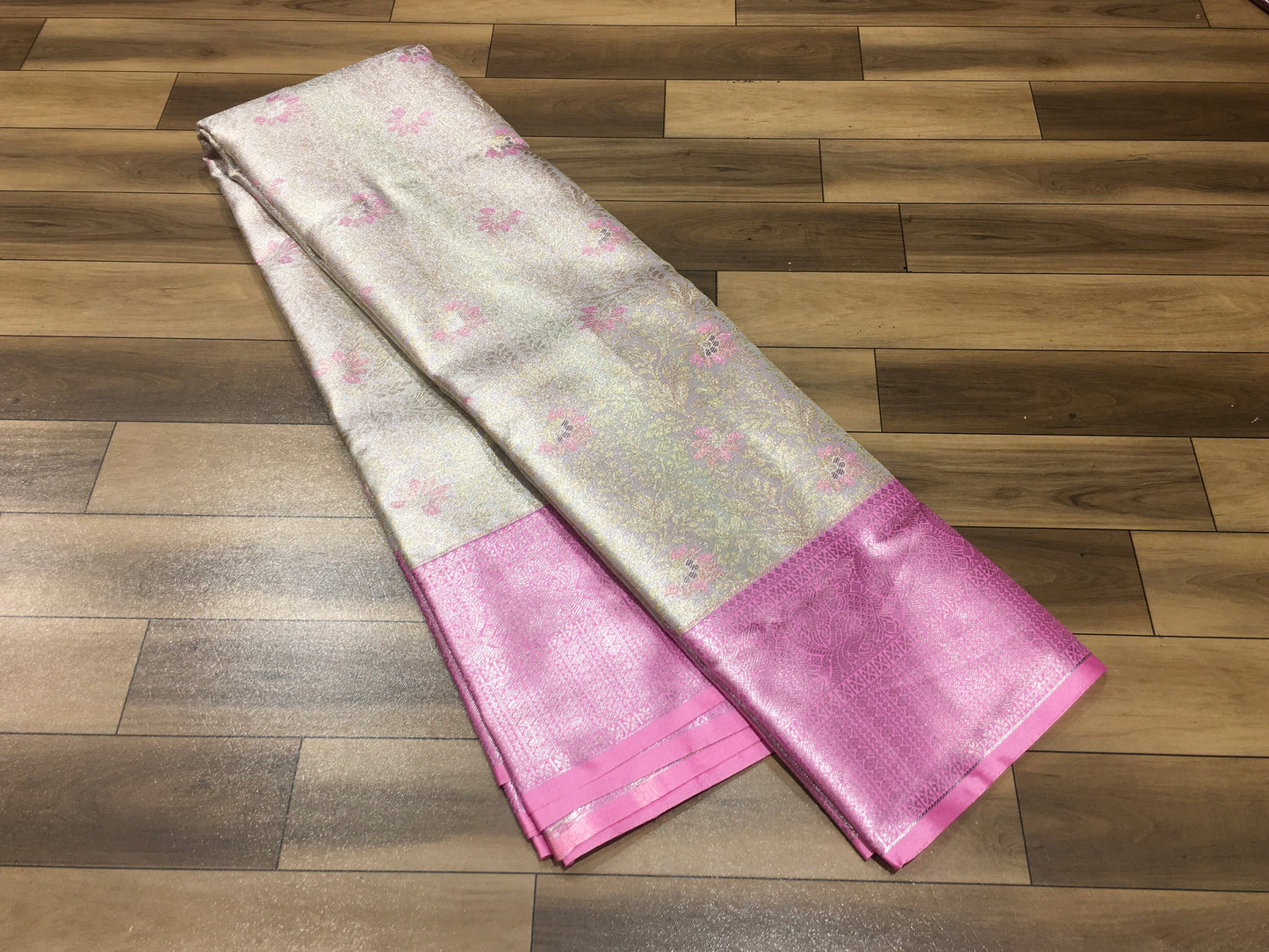 Semi Kanchipuram tissue