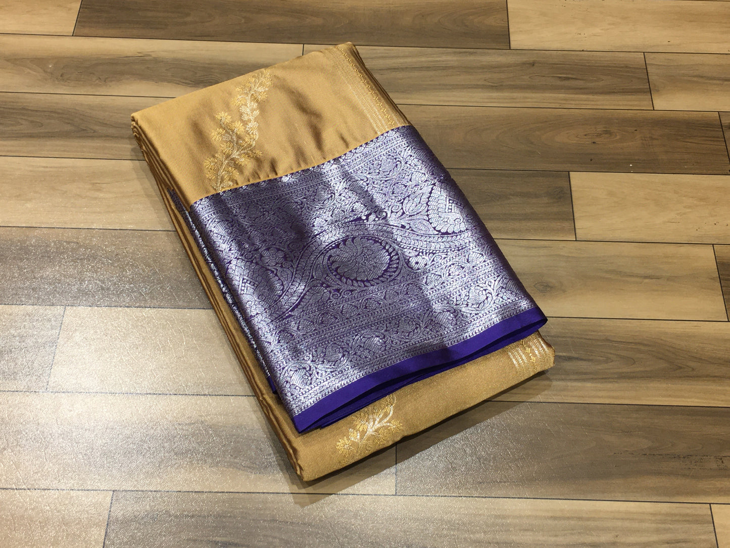 Semi Kanchipuram silk