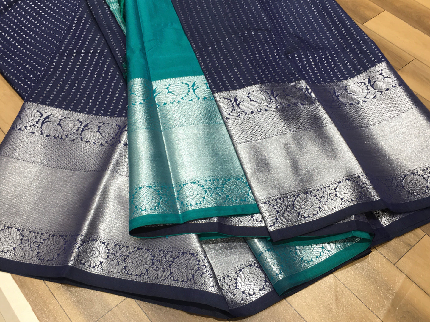 Semi Kanchipuram silk