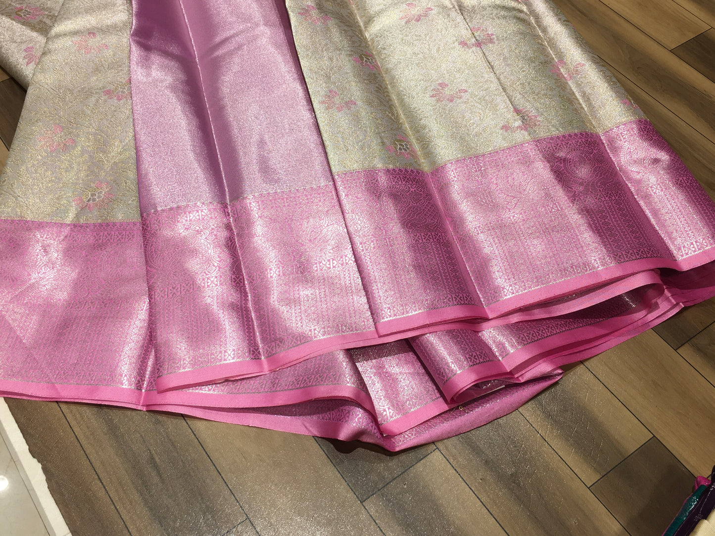 Semi Kanchipuram tissue