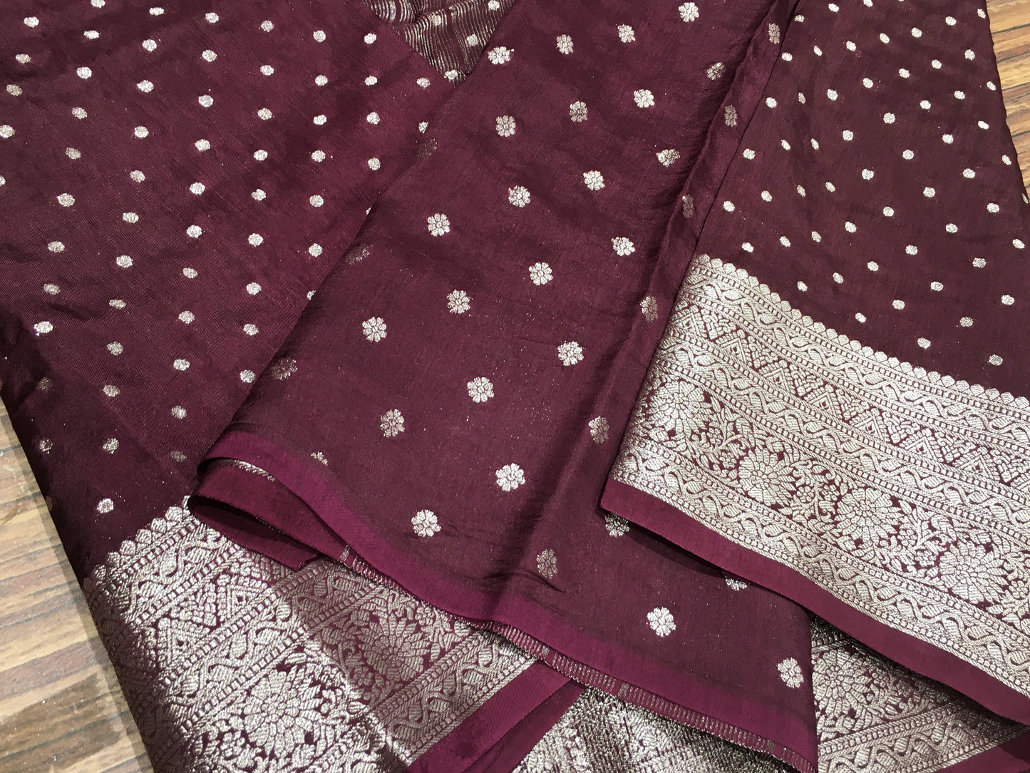 Lilly tussar saree