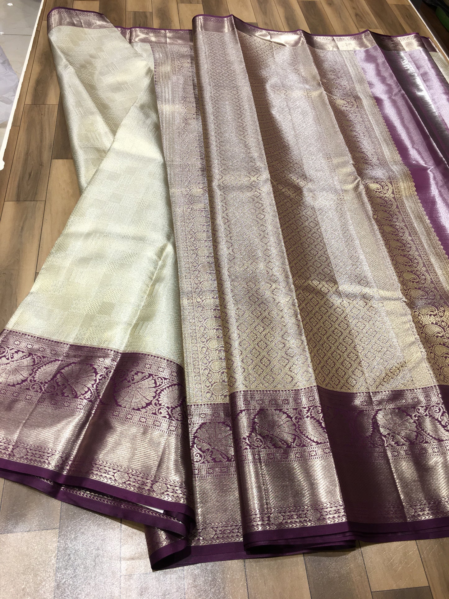 Semi Kanchipuram tissue