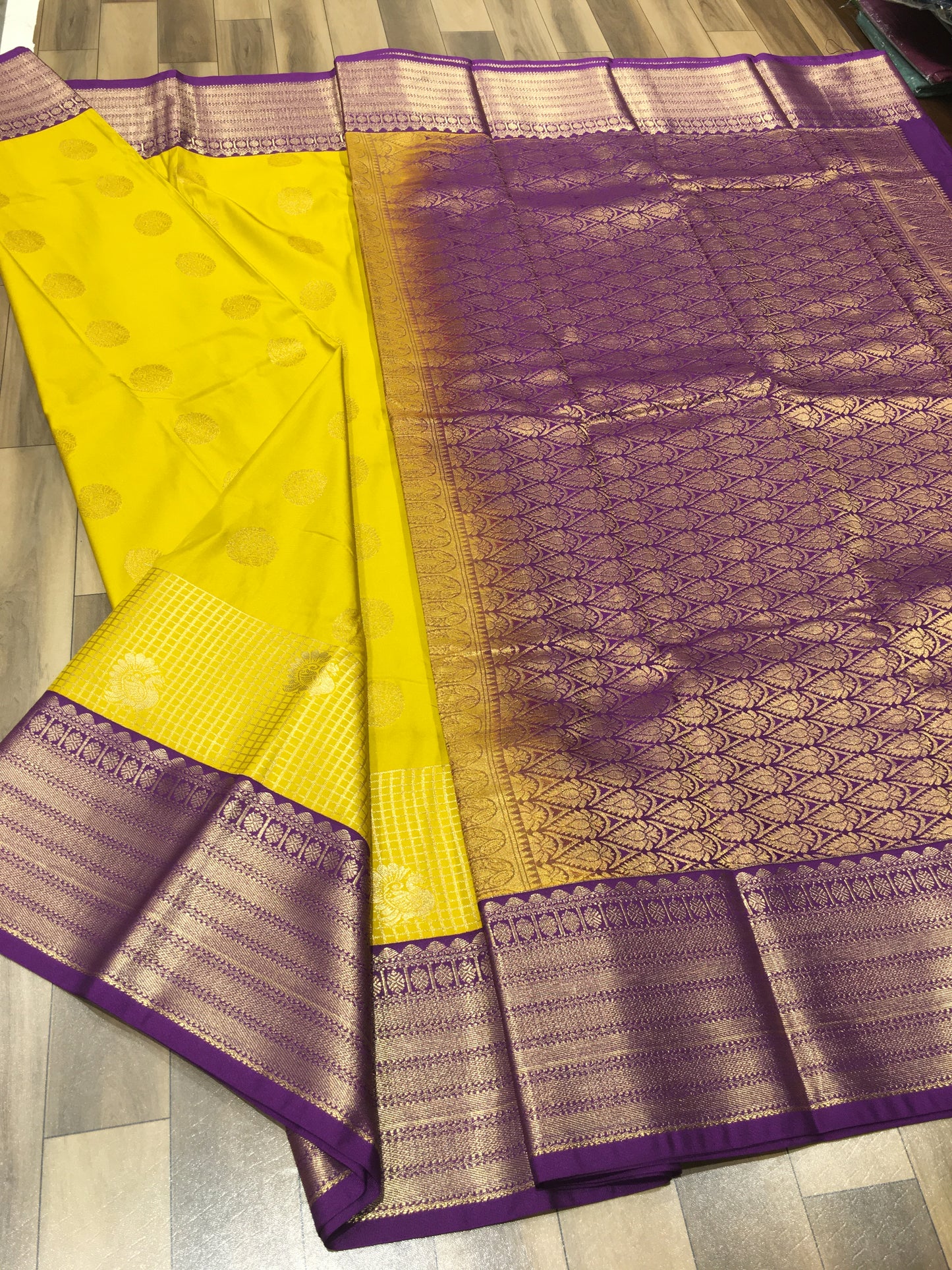 Semi Kanchipuram silk