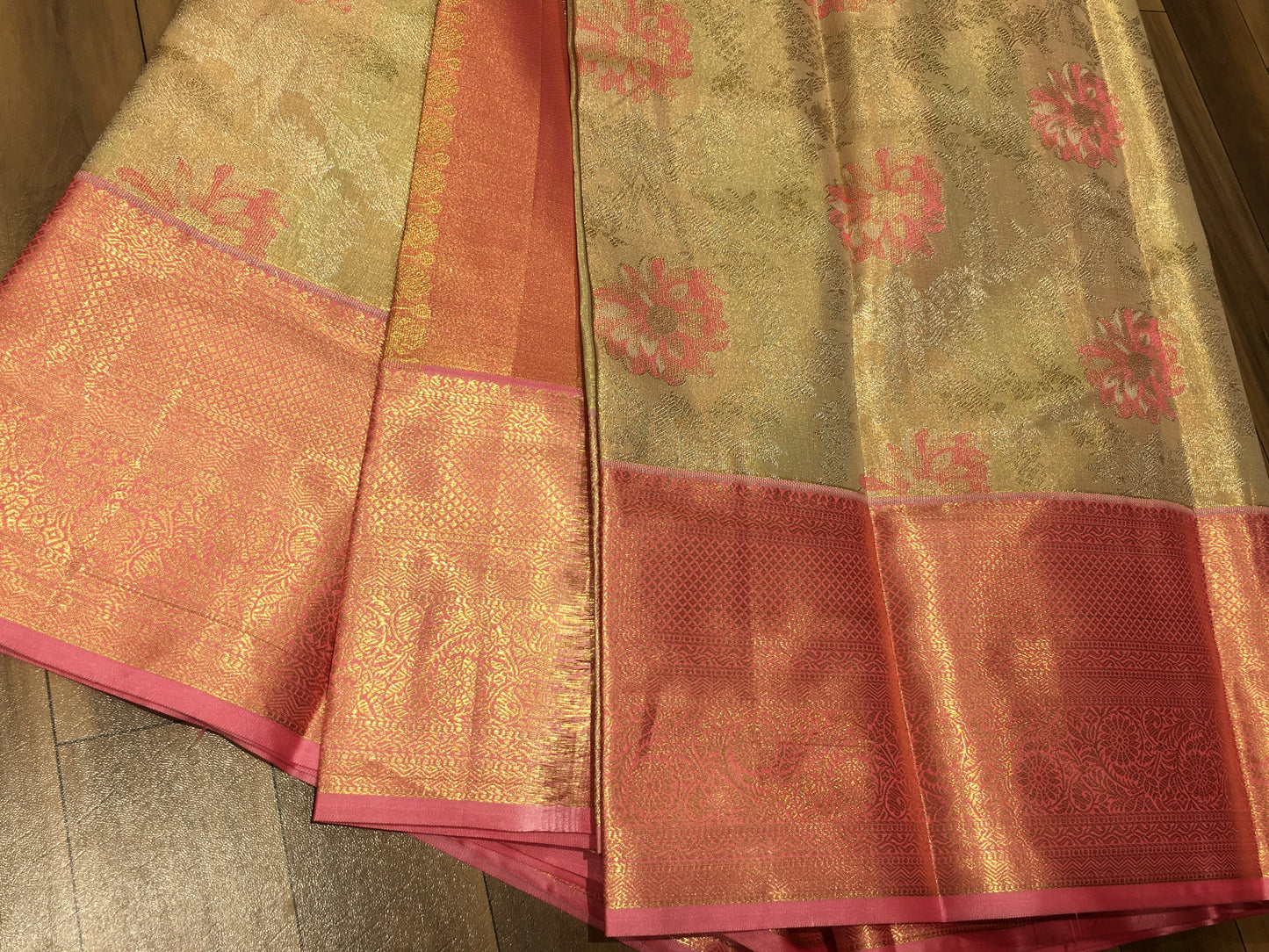 Semi Kanchipuram tissue
