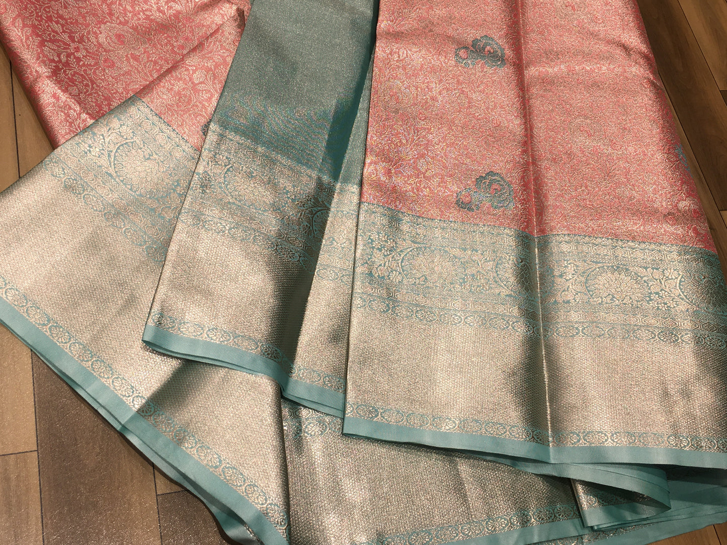 Semi Kanchipuram tissue