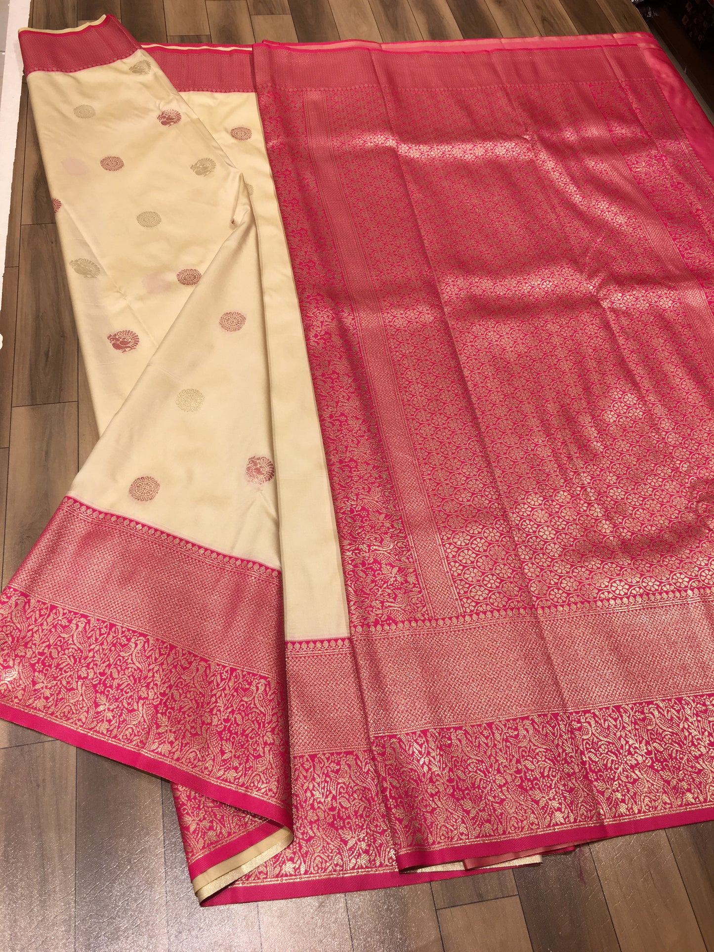 Valakalam saree