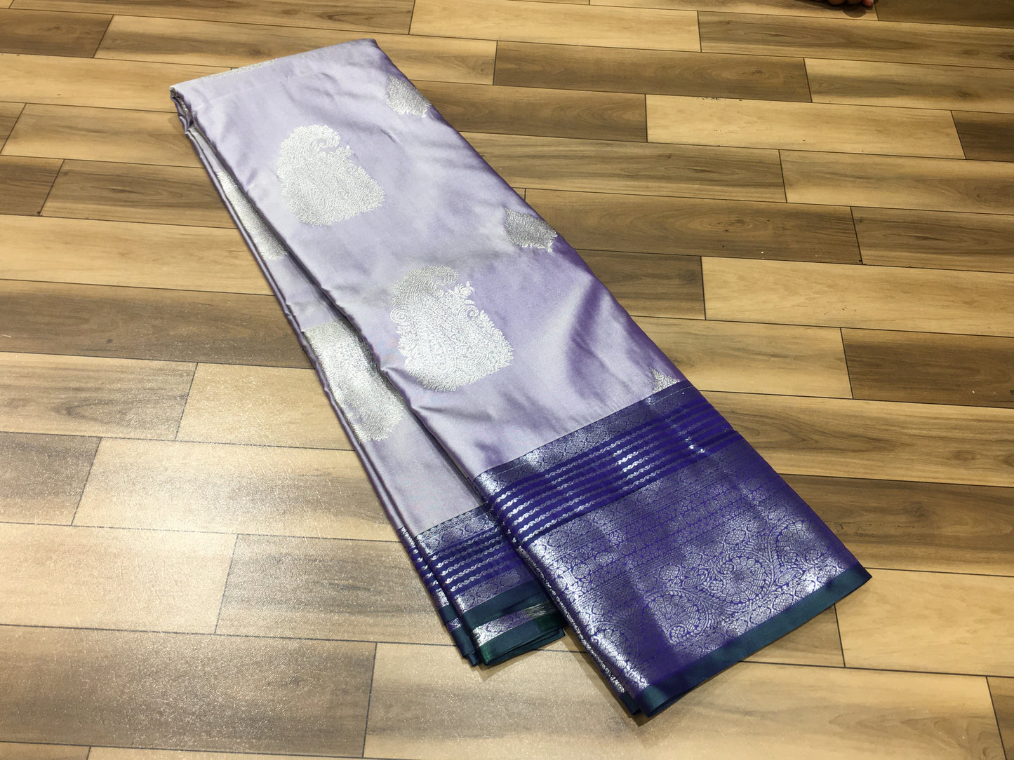 Semi Kanchipuram silk