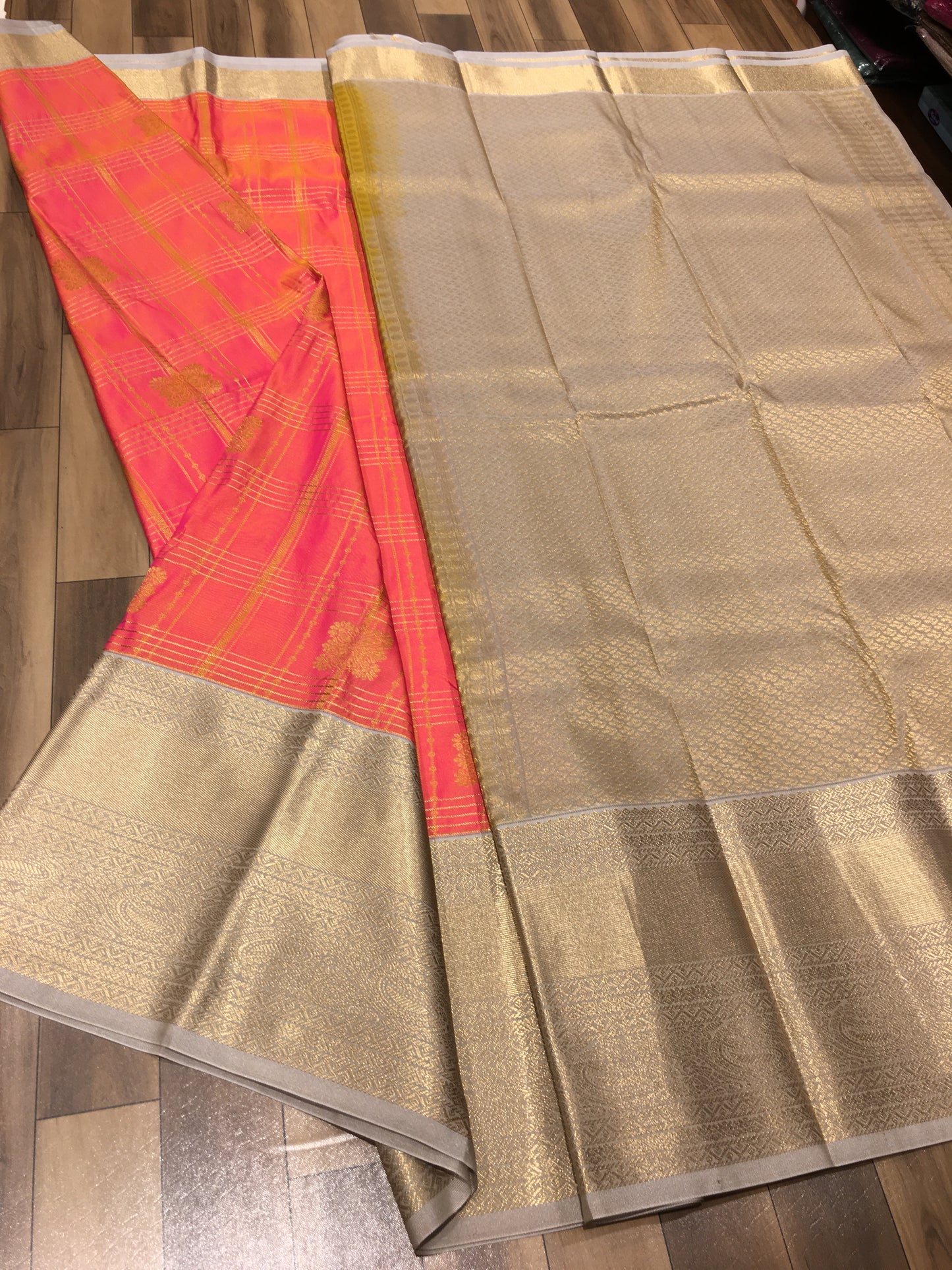 Semi Kanchipuram silk