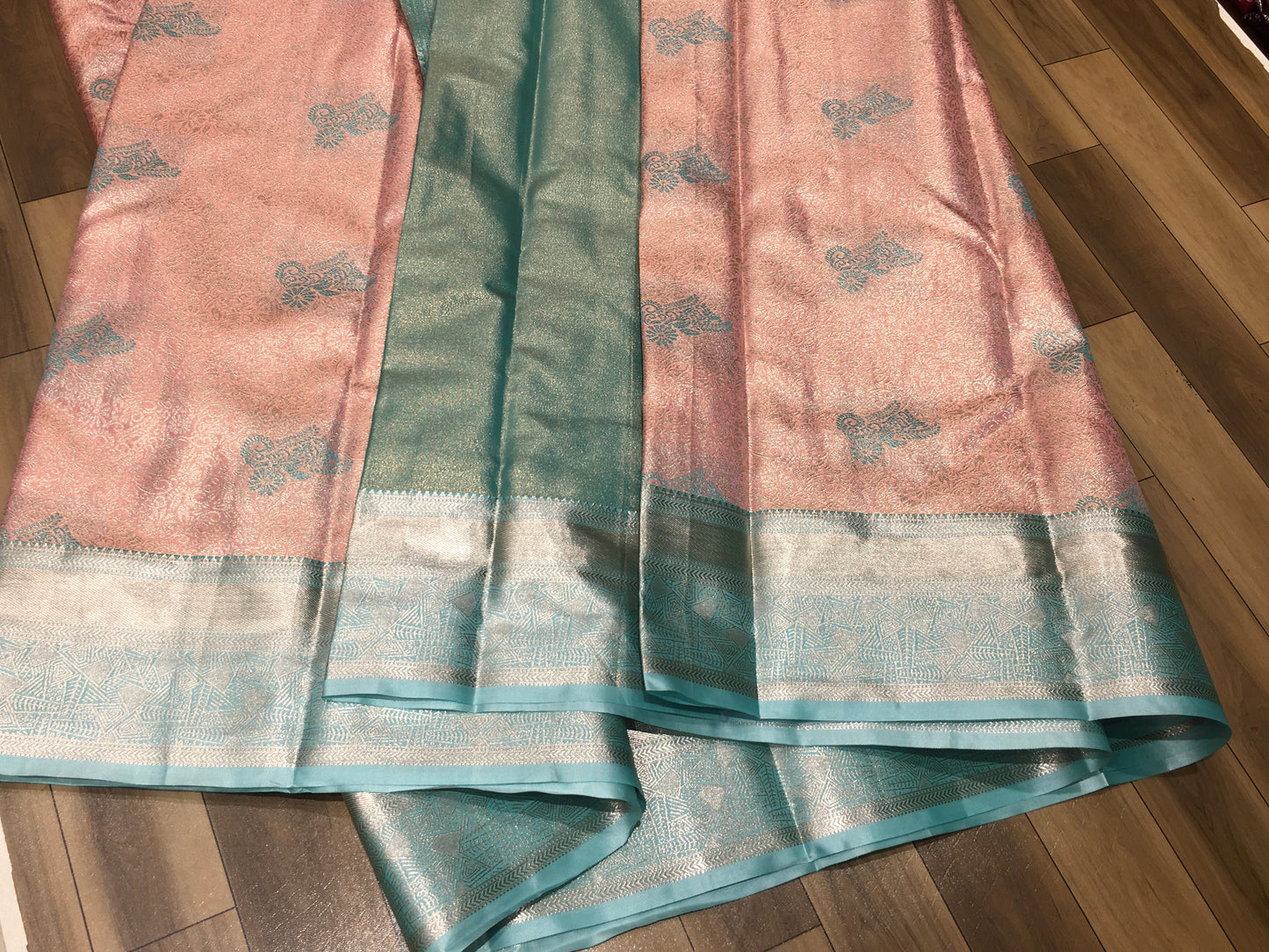 Semi Kanchipuram tissue