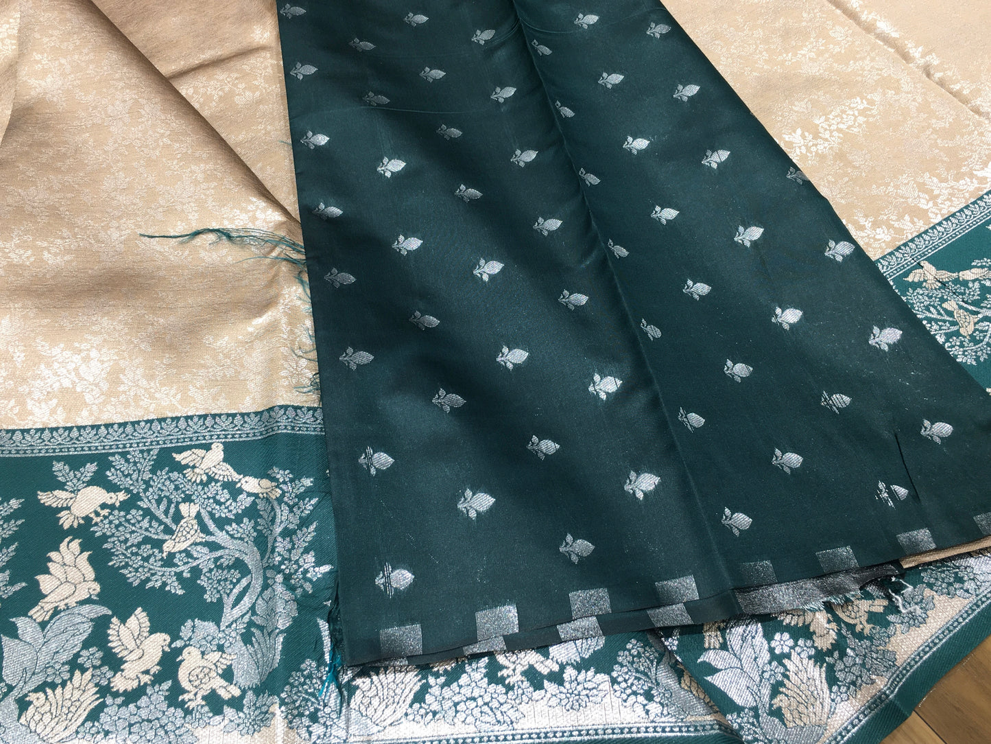 Valakalam saree