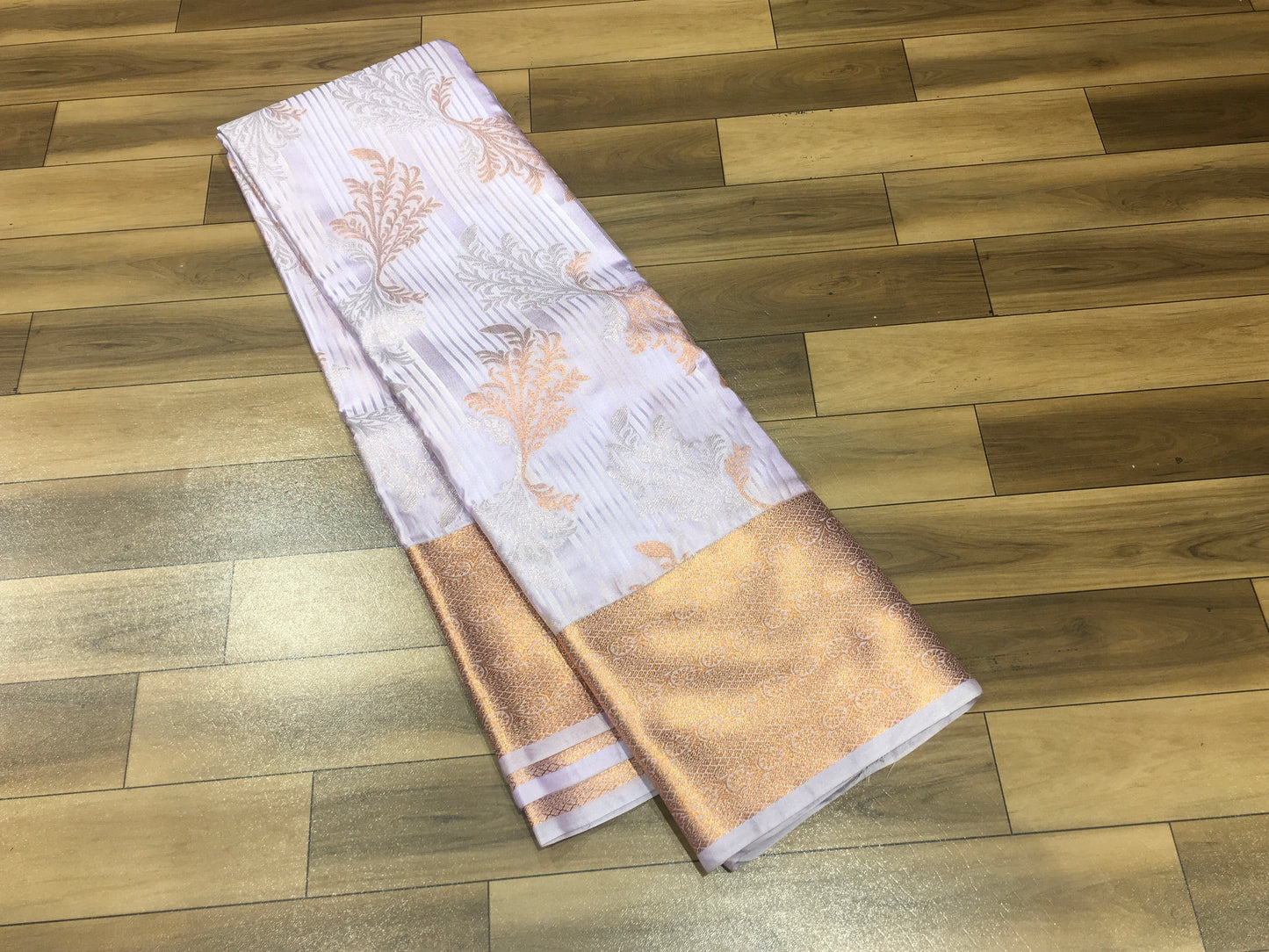 Semi Kanchipuram silk