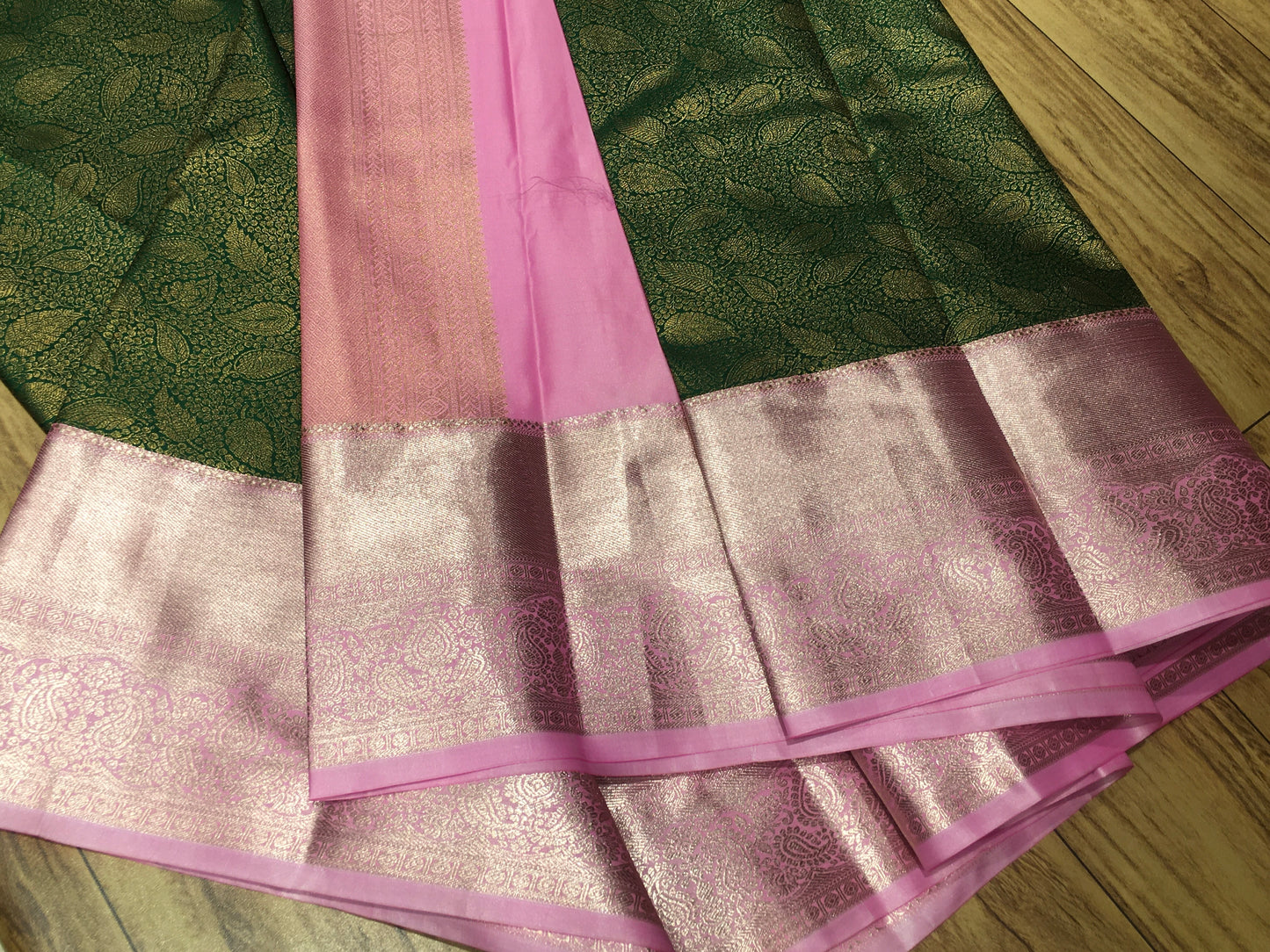 Semi Kanchipuram brocade