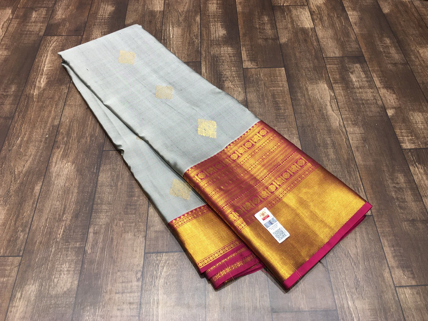 Pure Kanchipuram silk
