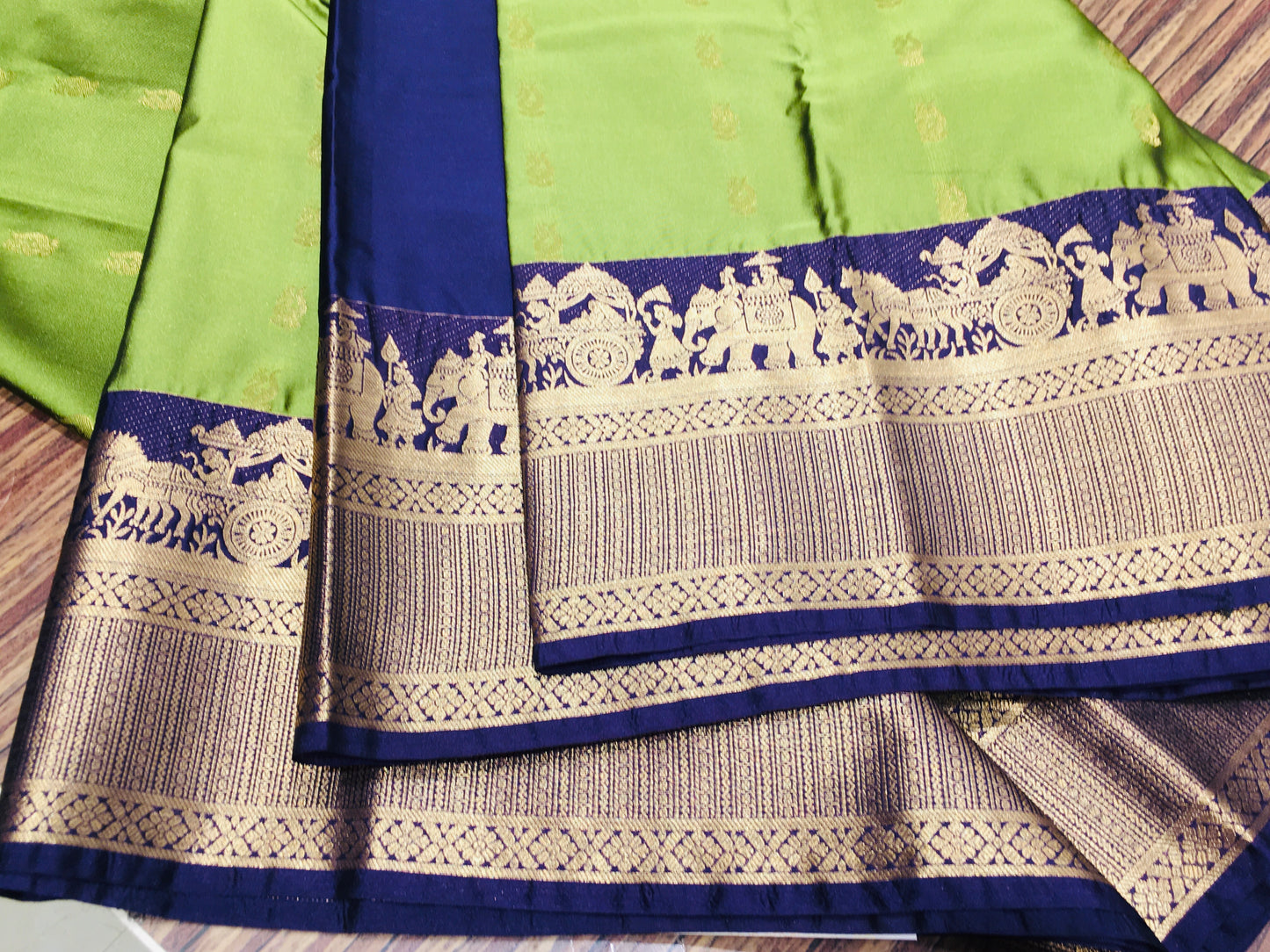 Semi Kanchipuram silk
