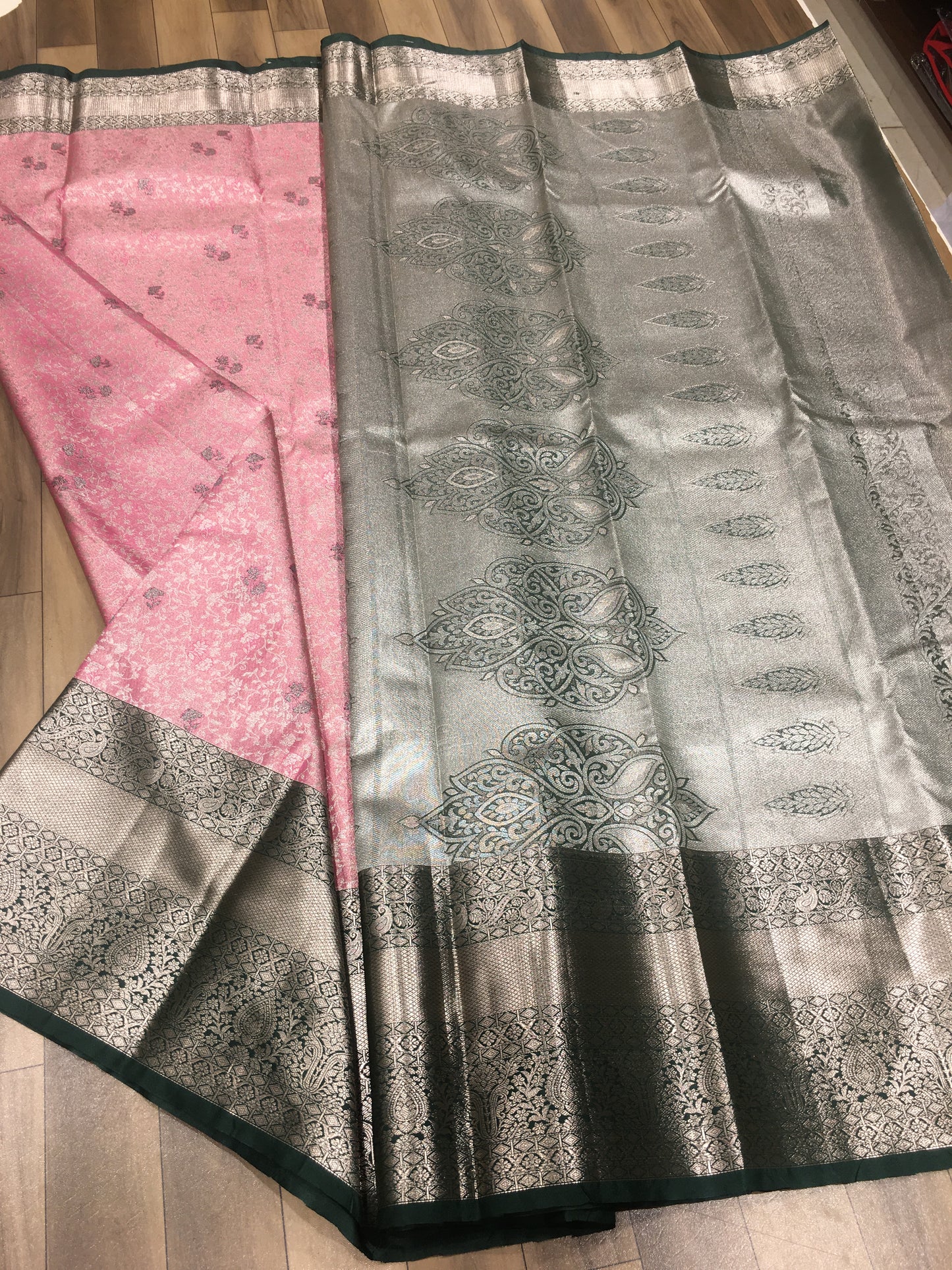 Semi Kanchipuram tissue
