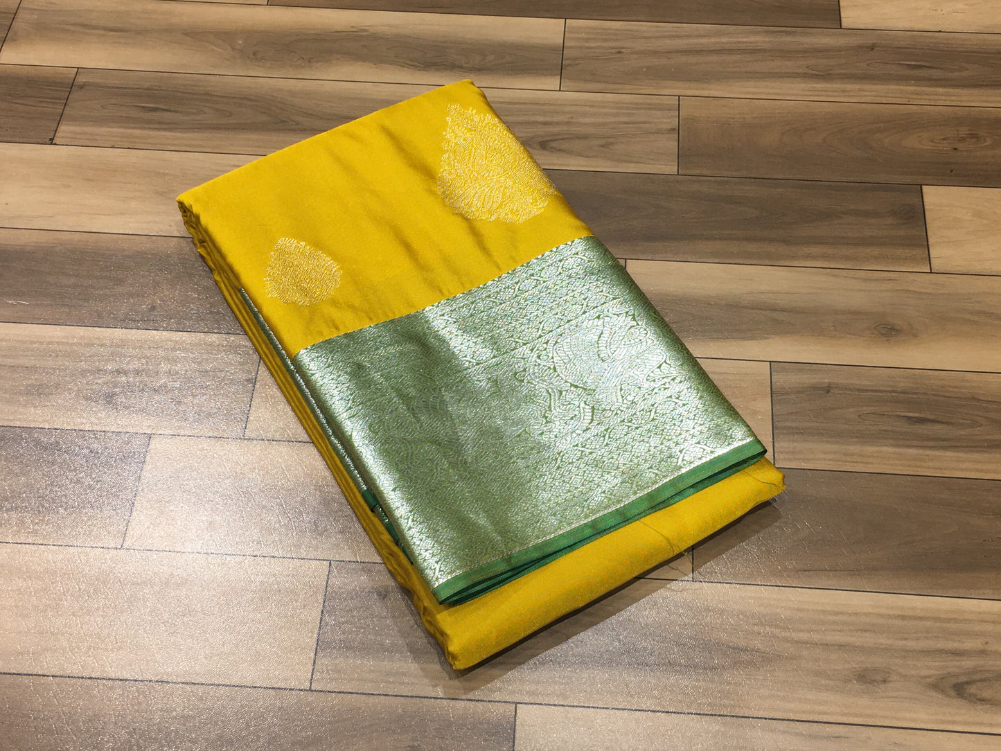 Semi Kanchipuram silk
