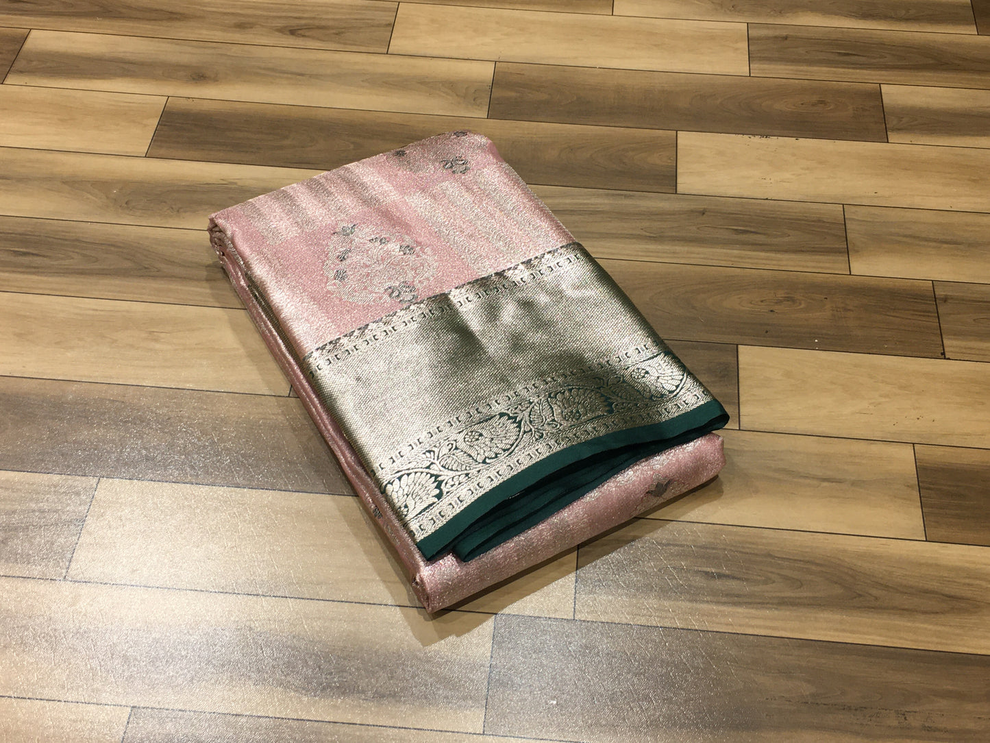 Semi Kanchipuram tissue