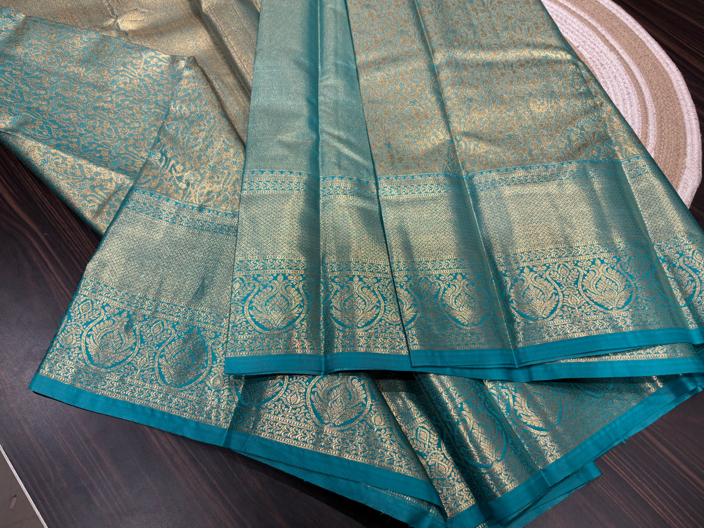 Semi Kanchipuram tissue
