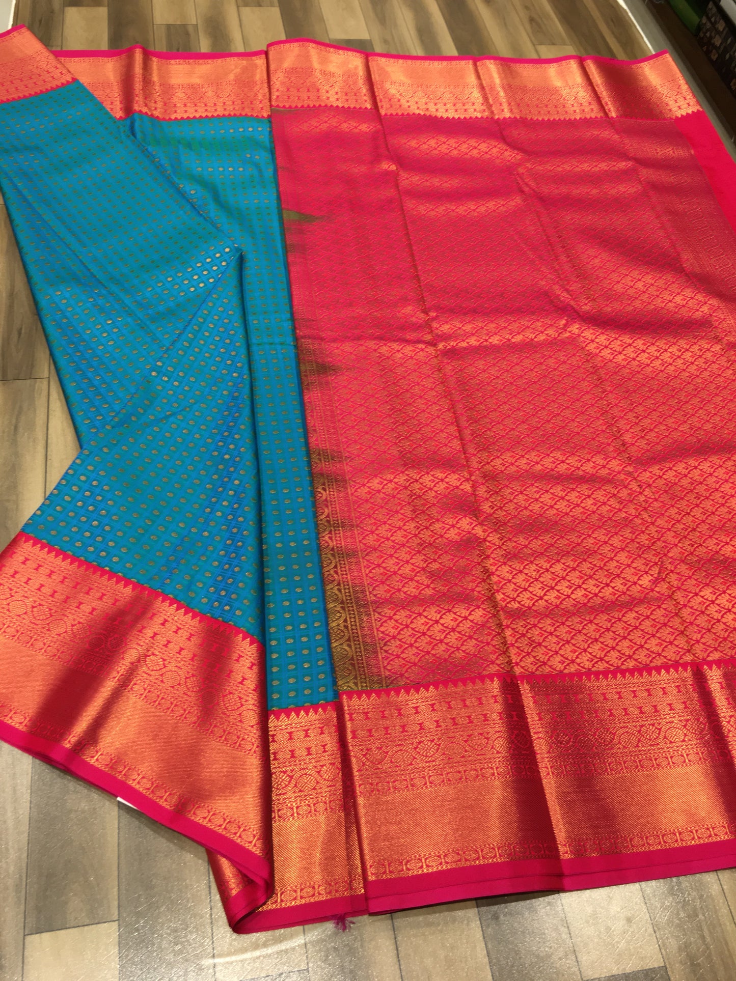 Semi Kanchipuram silk