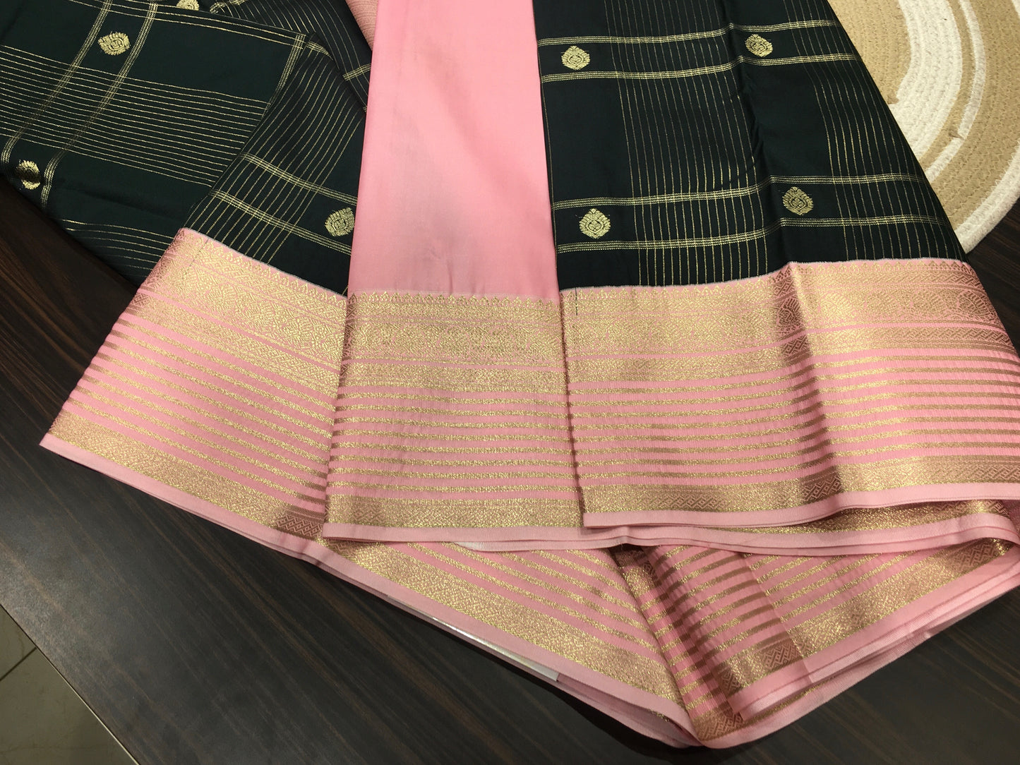 Semi Kanchipuram silk