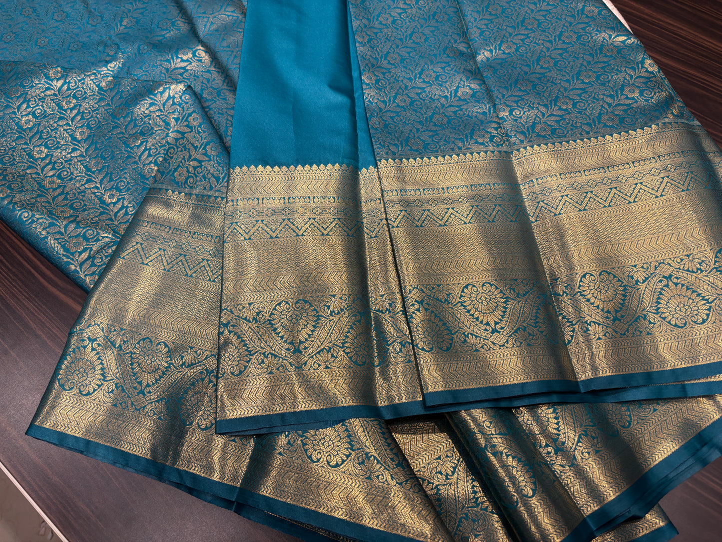 Semi Kanchipuram silk