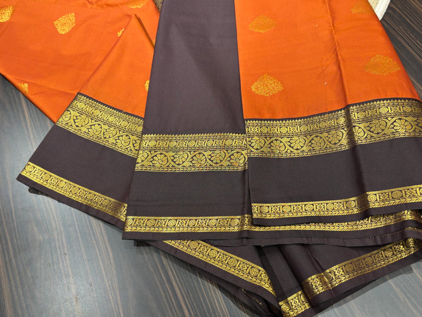 Semi Kanchipuram silk