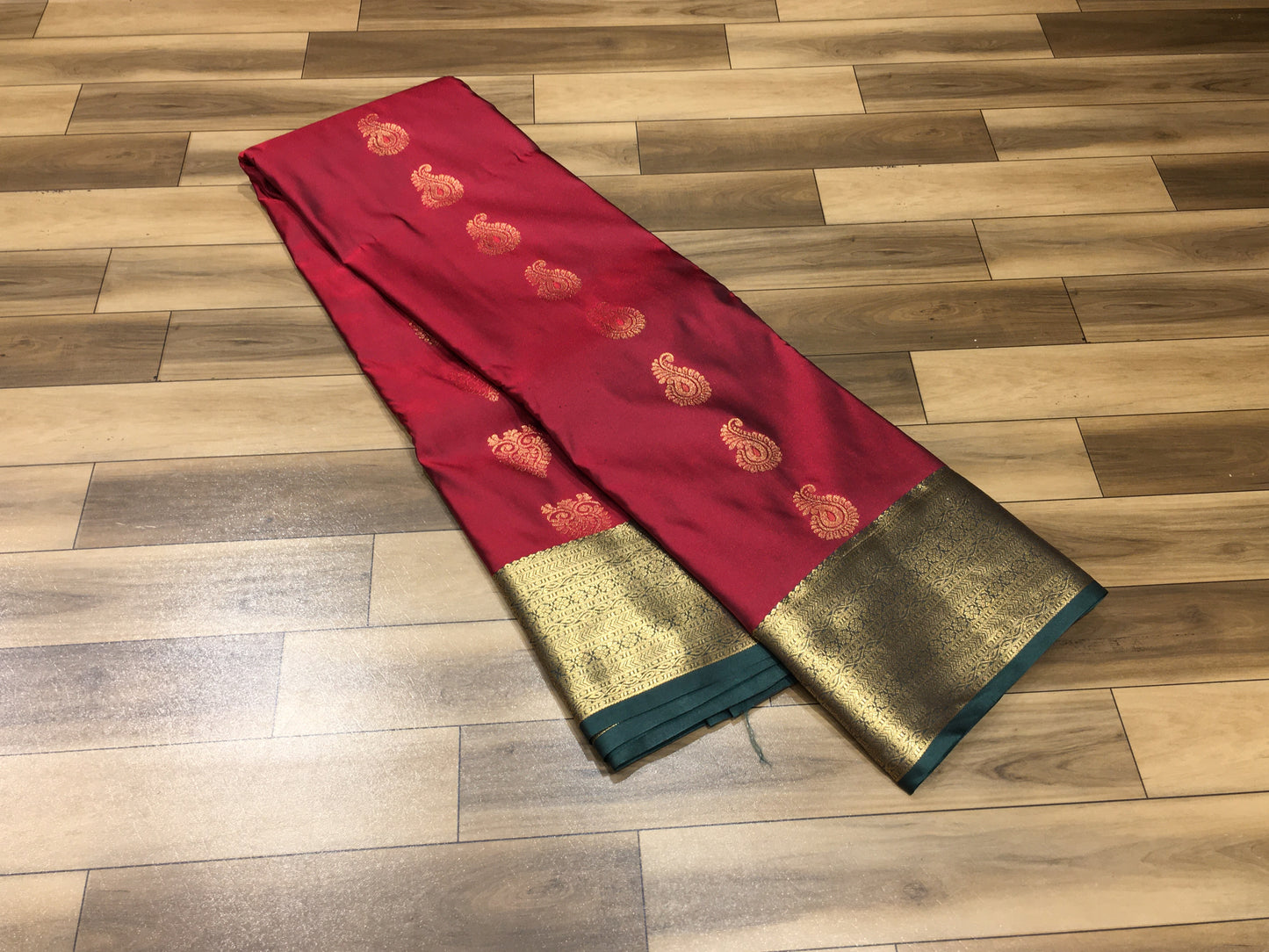 Semi Kanchipuram silk