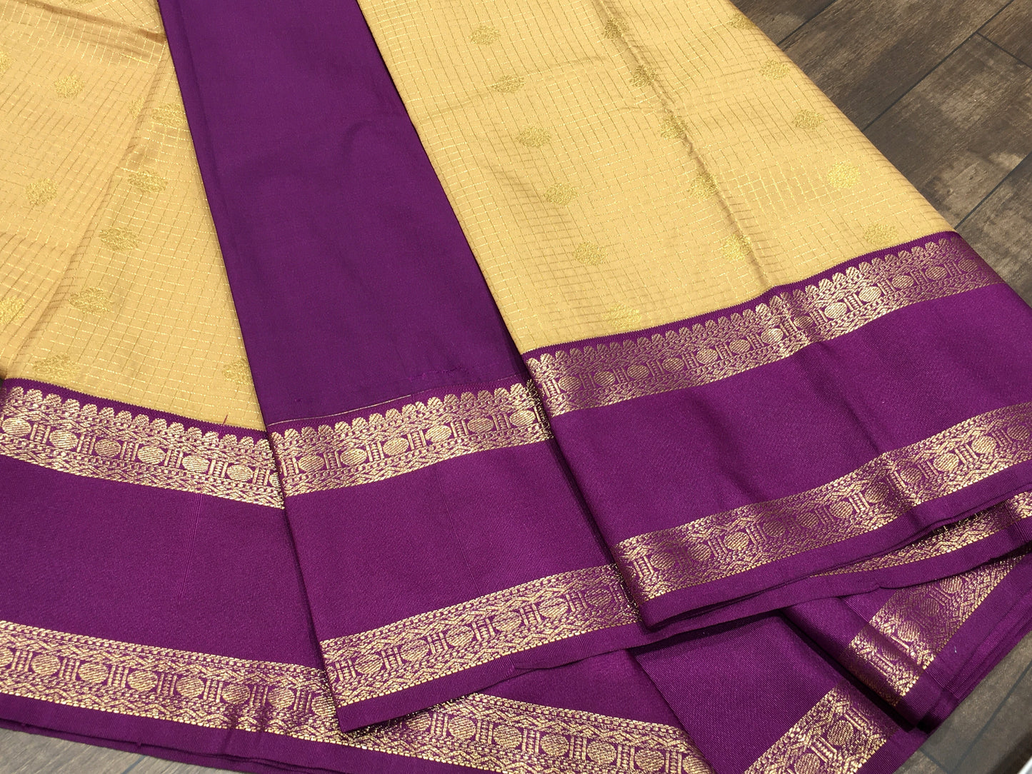 Semi Kanchipuram silk