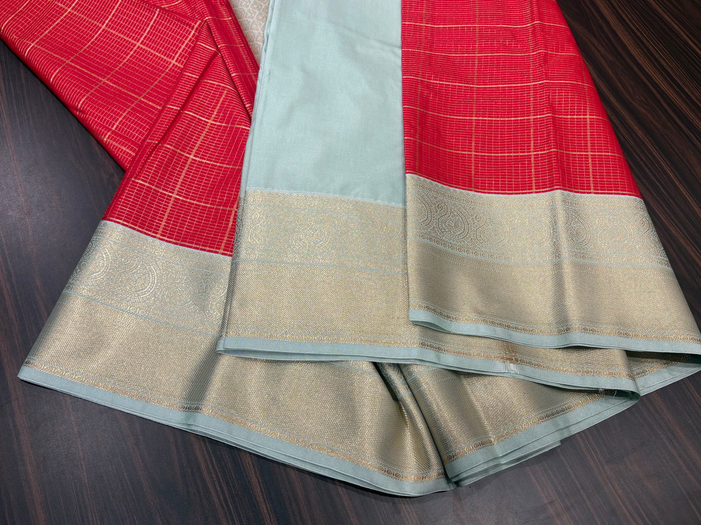 Semi Kanchipuram silk