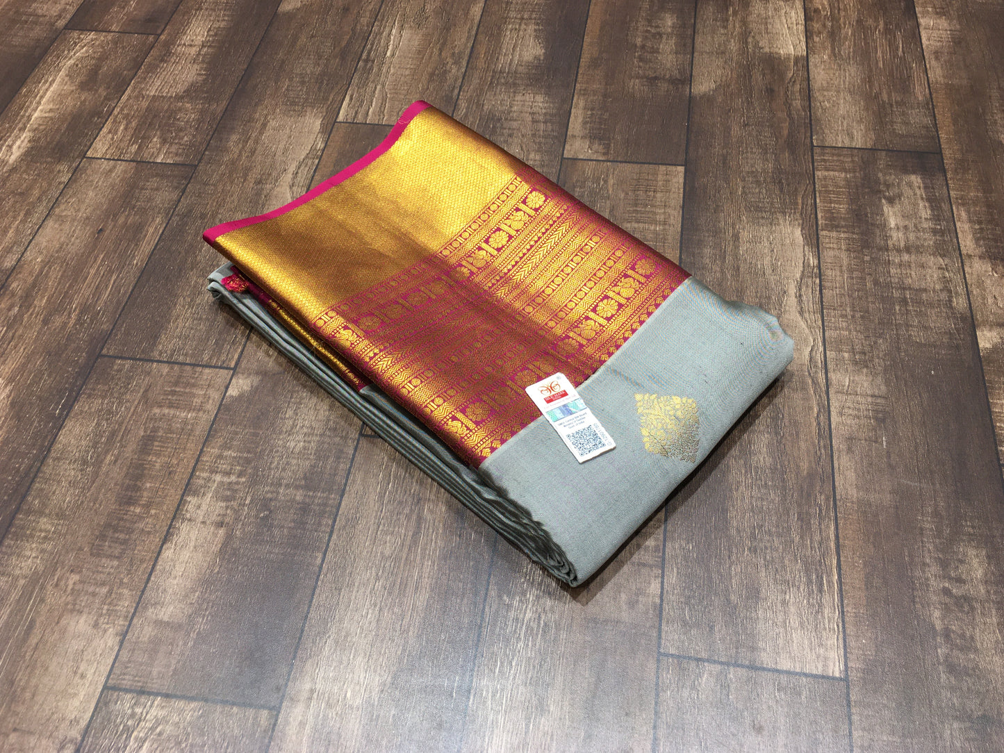 Pure Kanchipuram silk