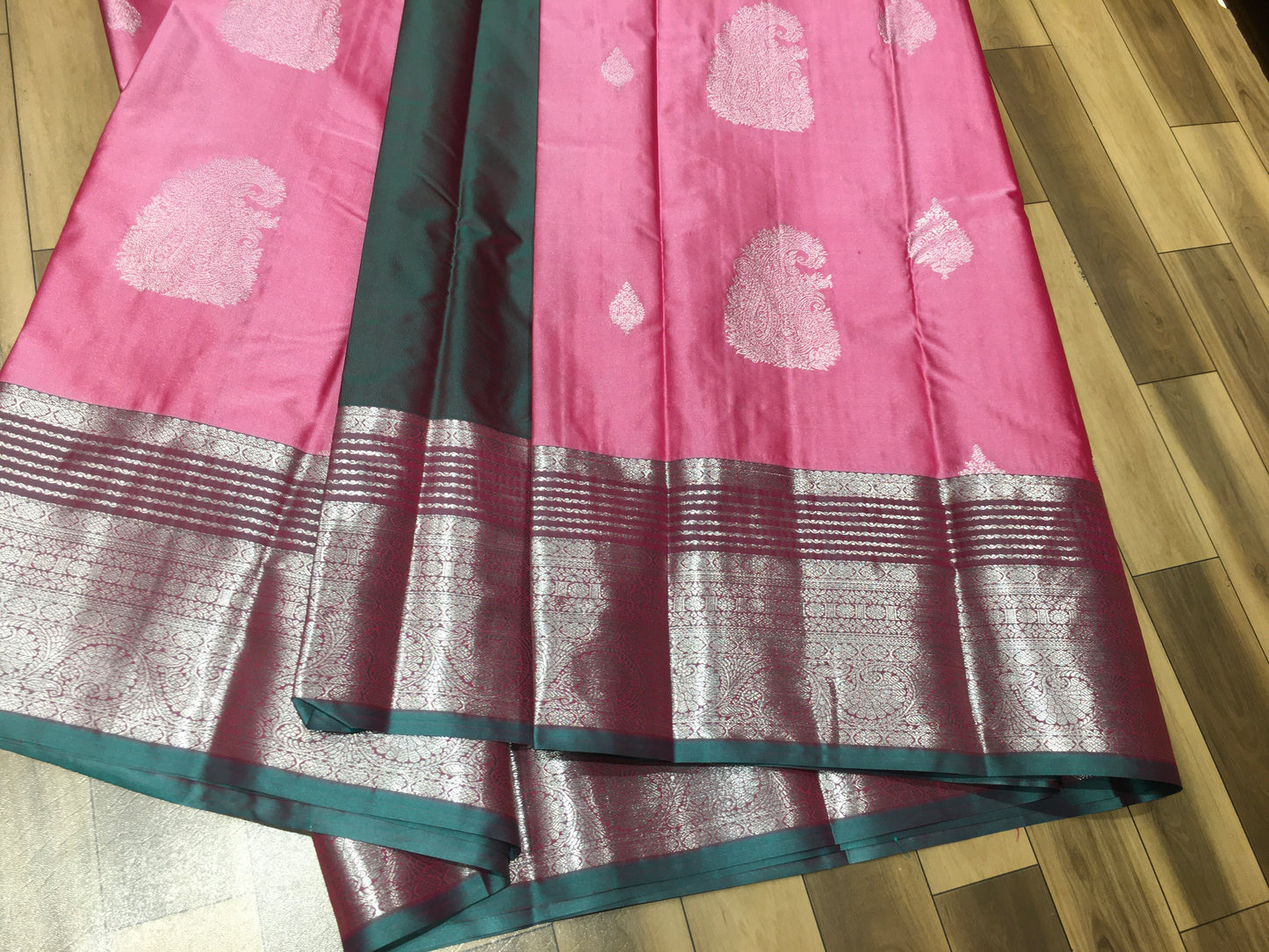 Semi Kanchipuram silk