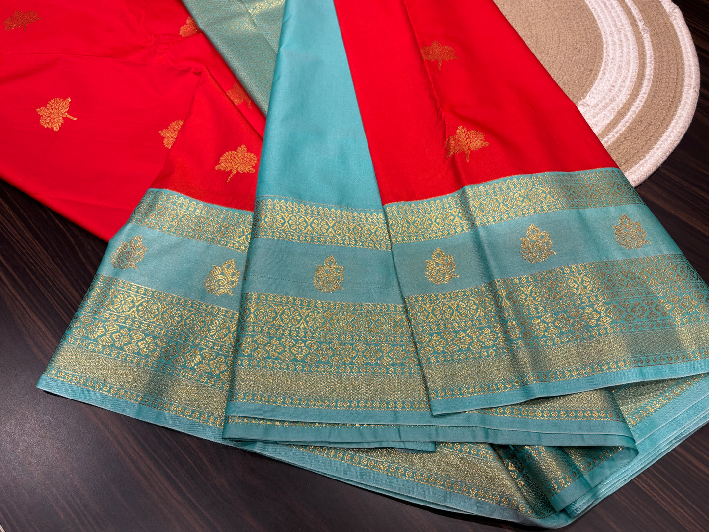 Semi Kanchipuram silk