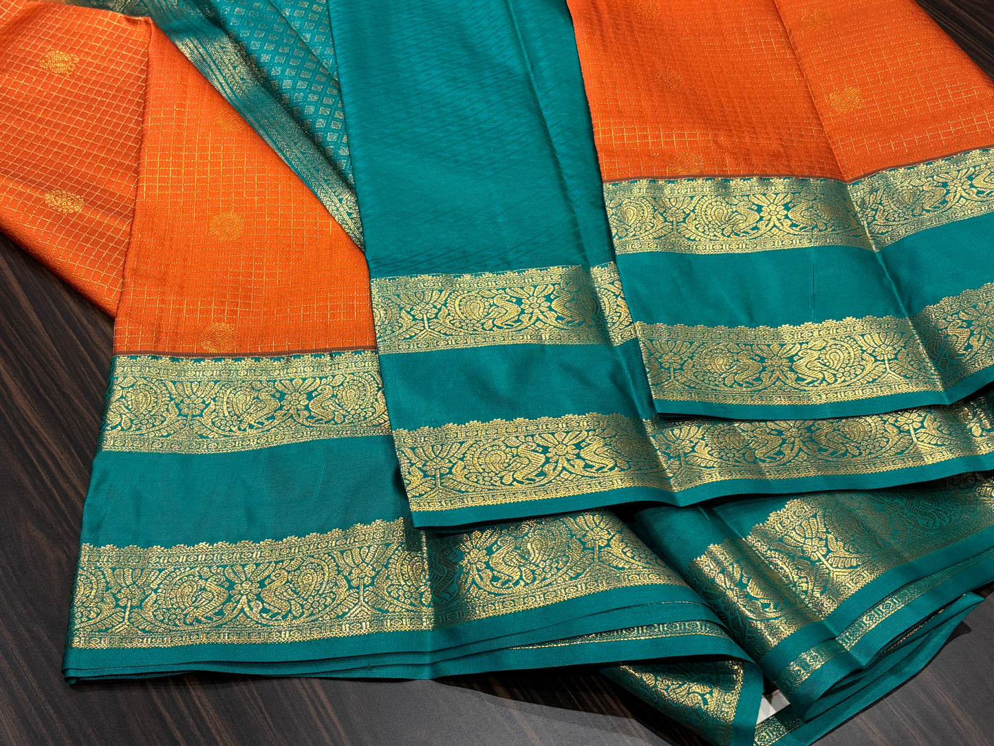 Semi Kanchipuram silk