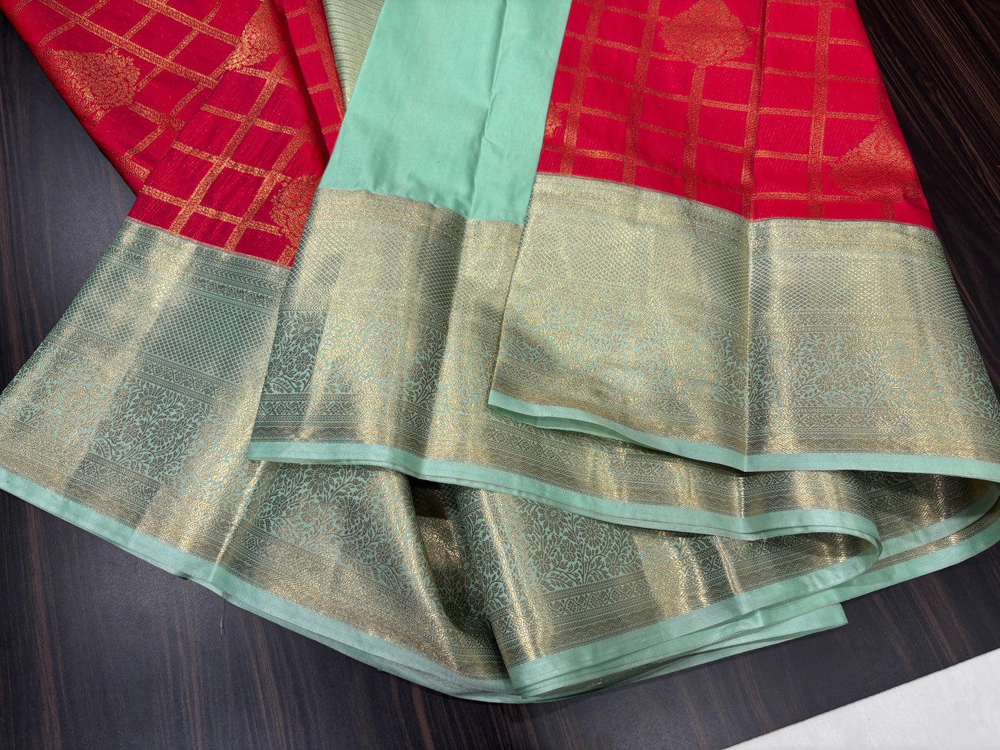 Semi Kanchipuram silk