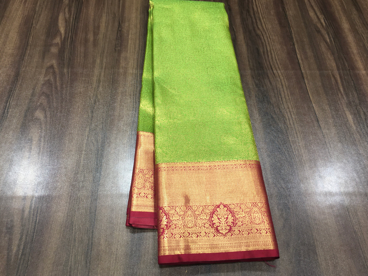 Semi Kanchipuram brocade