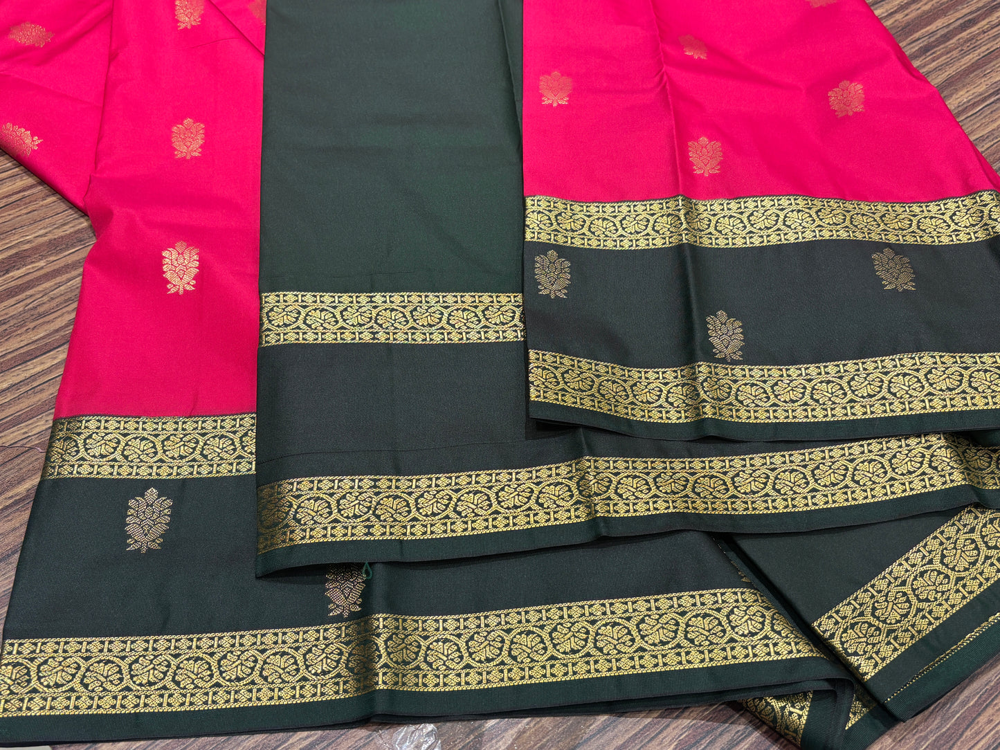Semi Kanchipuram silk