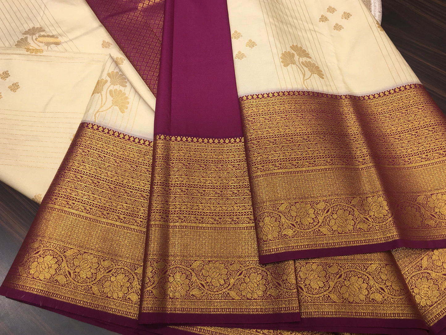 Semi Kanchipuram silk