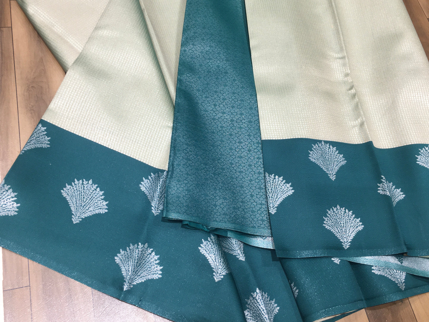 Valkalam saree