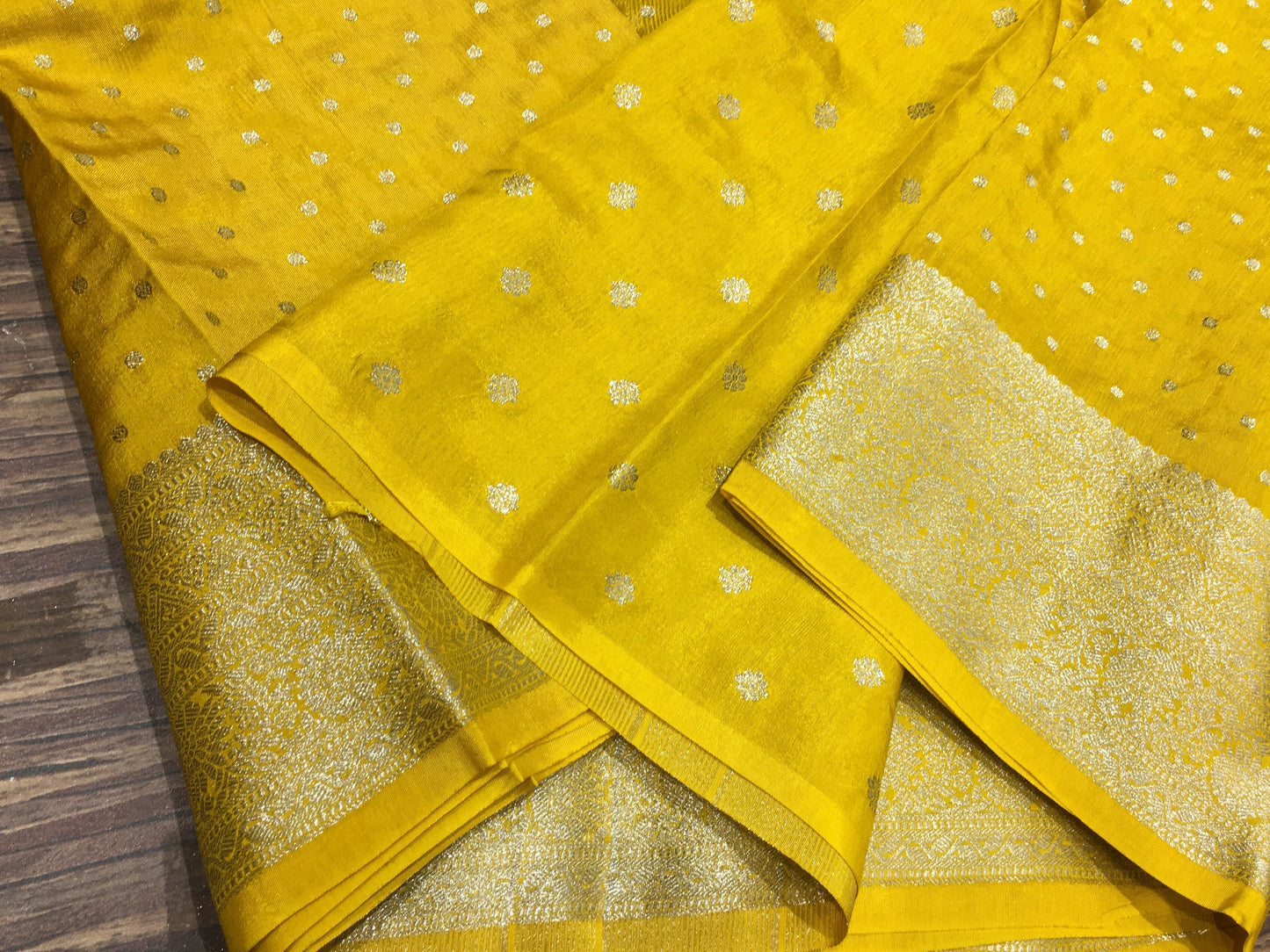Lilly tussar saree